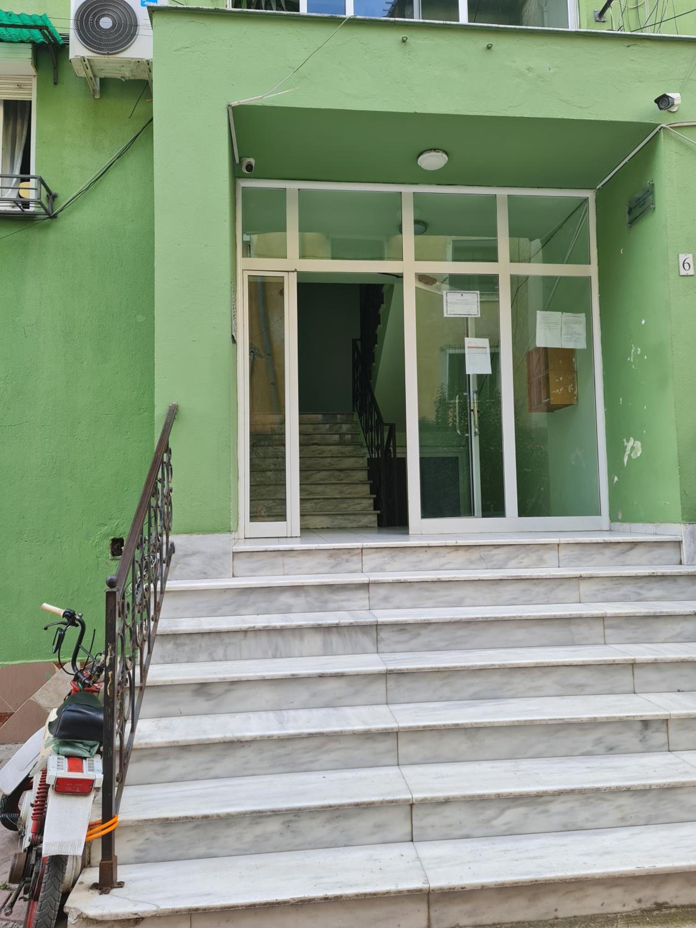 2E Apartment Myslym Shyri