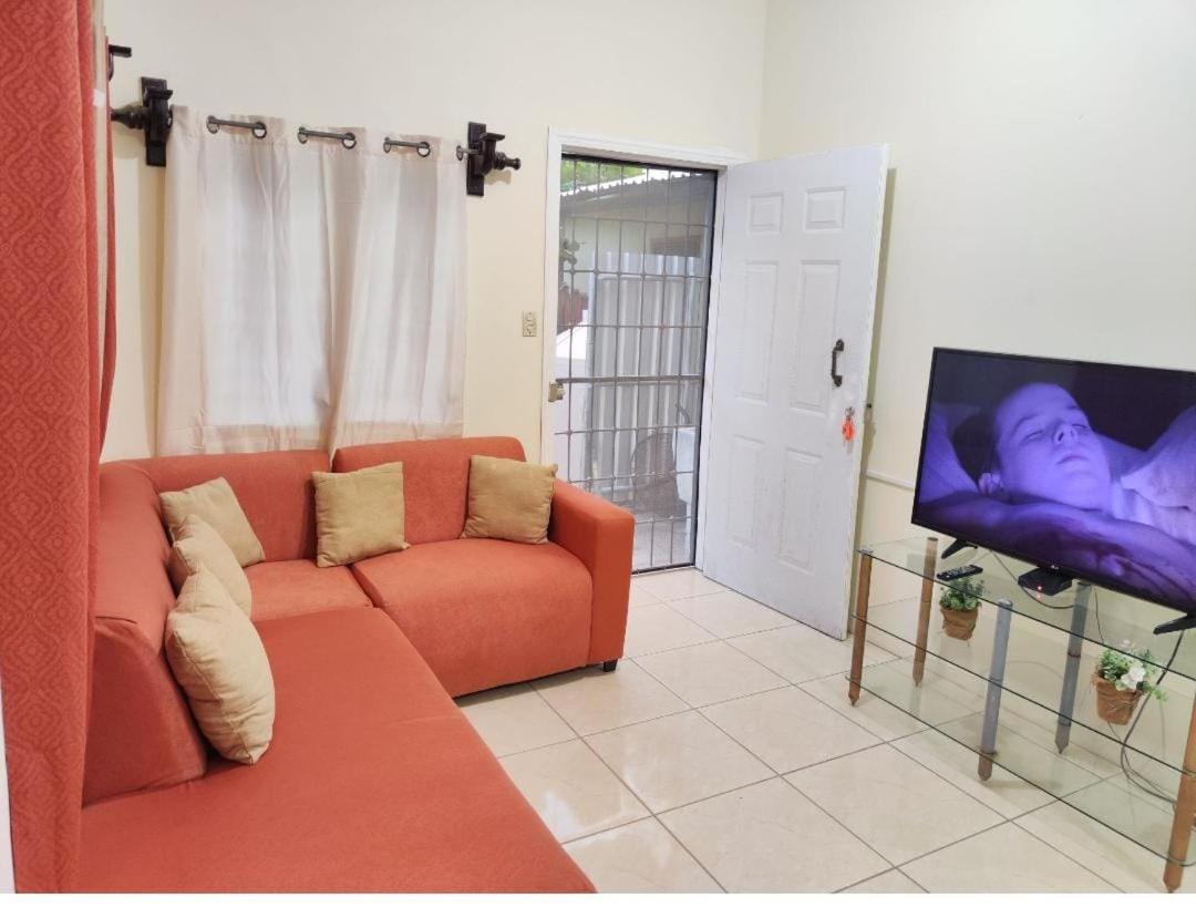 Alojamiento en La Ceiba view 3