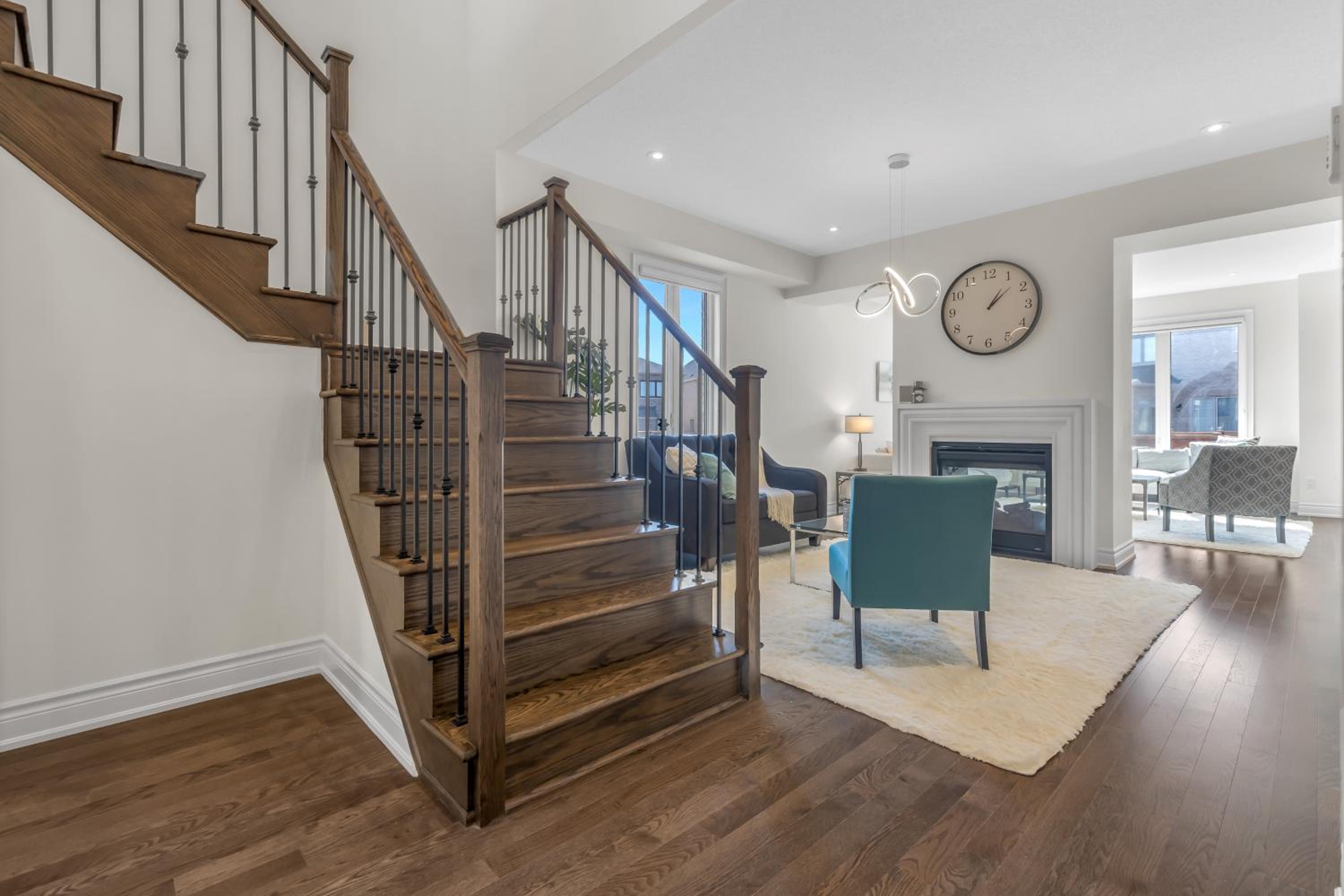 Luxury 6 Bedroom - 4 Bathroom Detached Retreat Brampton / Mississauga Border