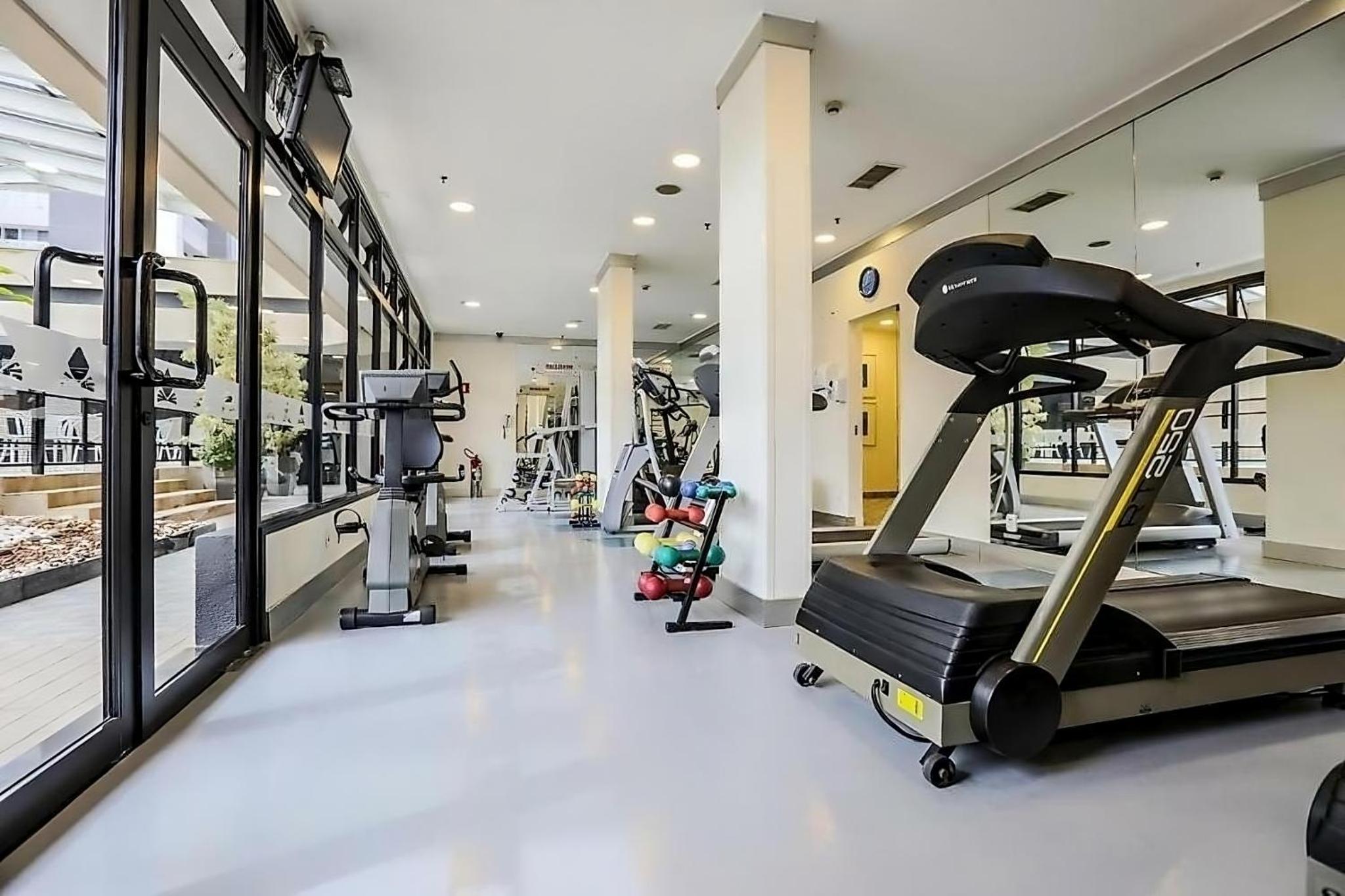 Hotel E suites em frente ao Aeroporto Congonhas com Piscina 914