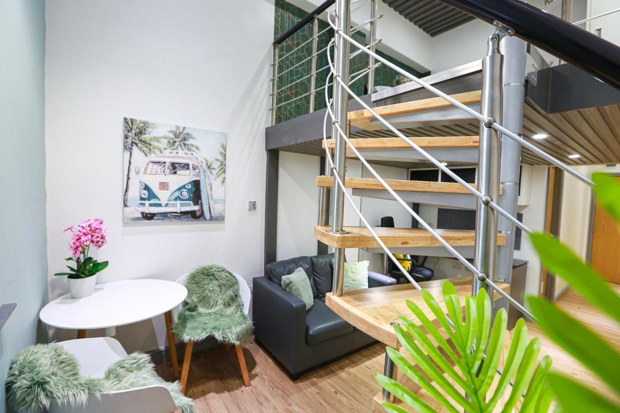 A105 Stylish City loft