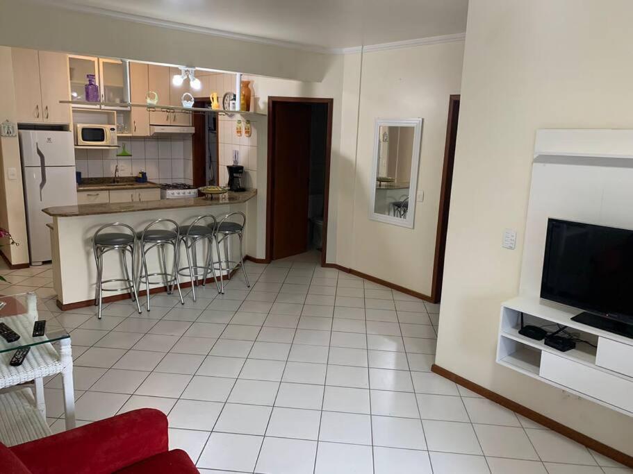 Apartamento completo no centrinho de Ingleses -Florianópolis
