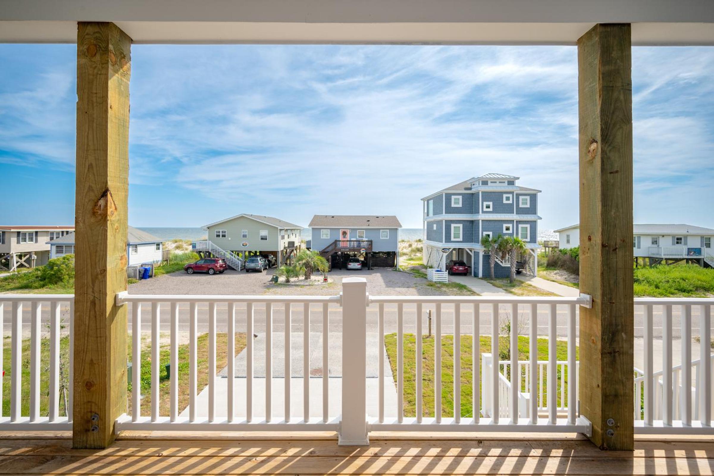 Watts Nest by Oak Island Accommodations