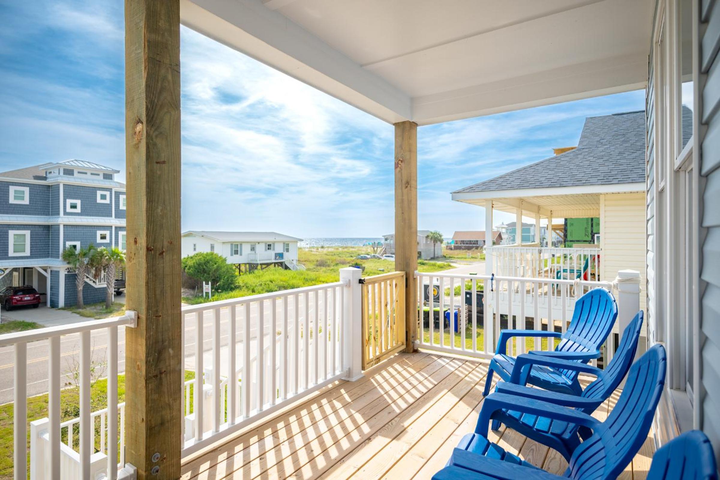 Watts Nest by Oak Island Accommodations