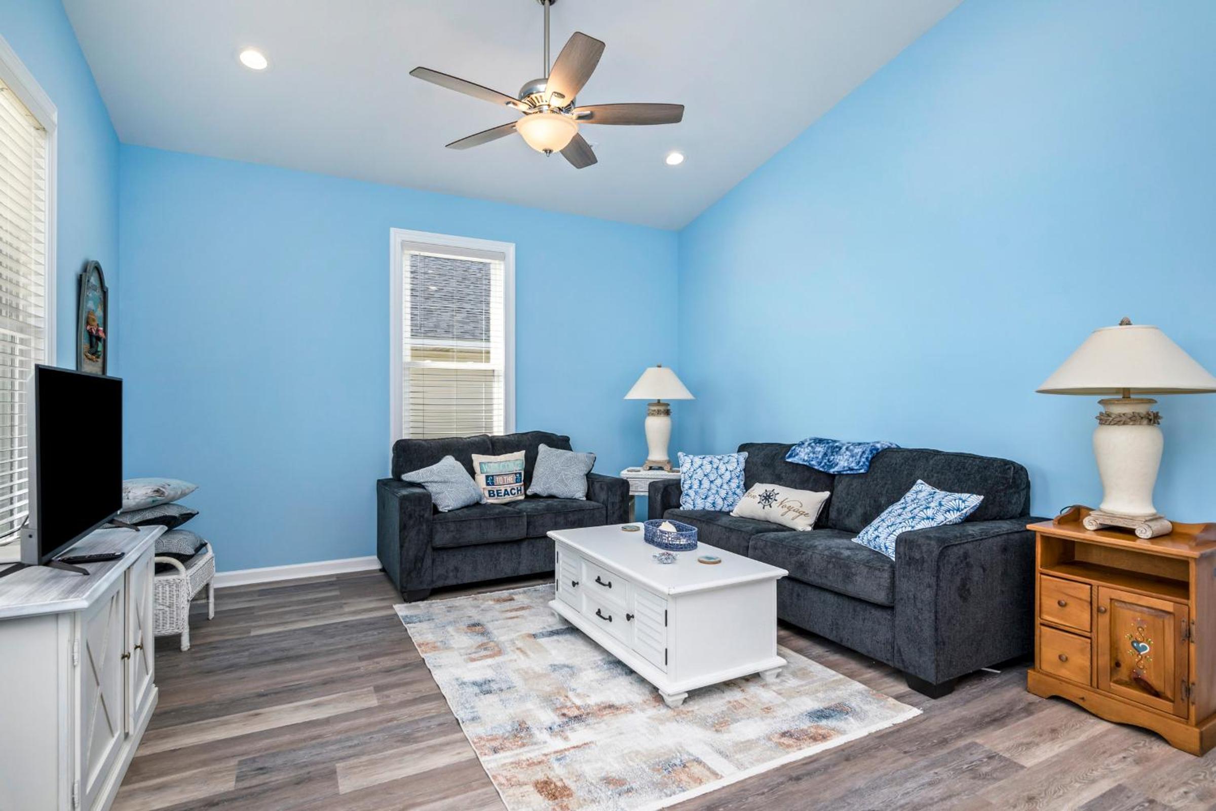 Watts Nest by Oak Island Accommodations