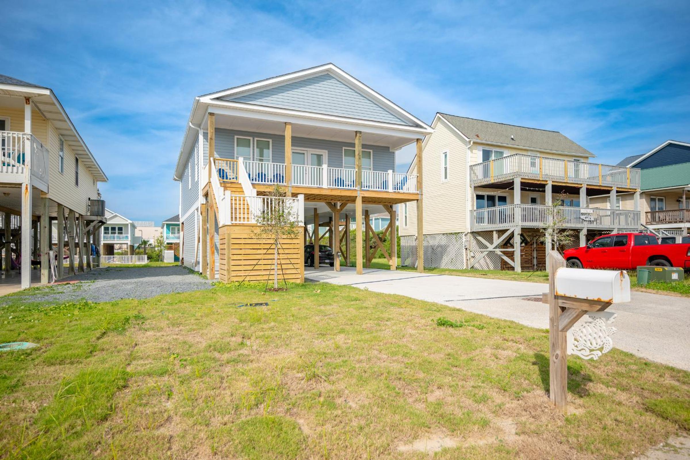 Watts Nest by Oak Island Accommodations