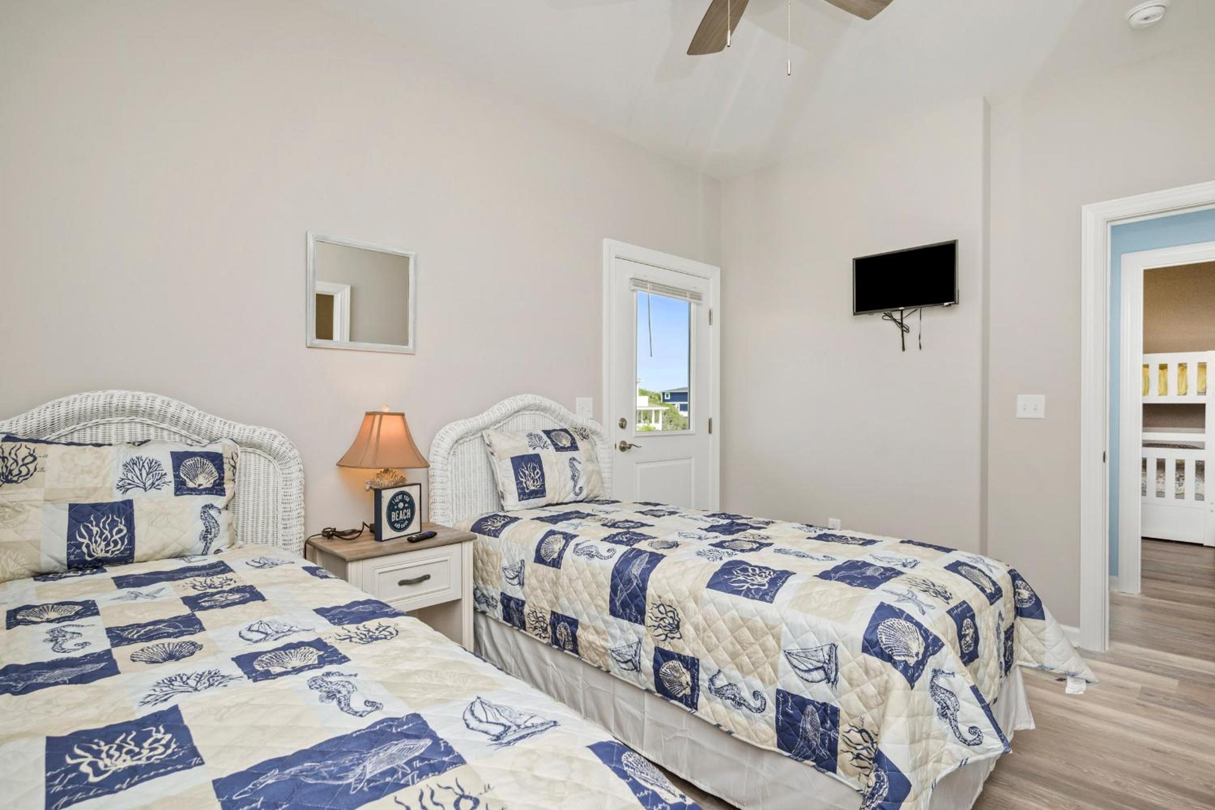 Watts Nest by Oak Island Accommodations