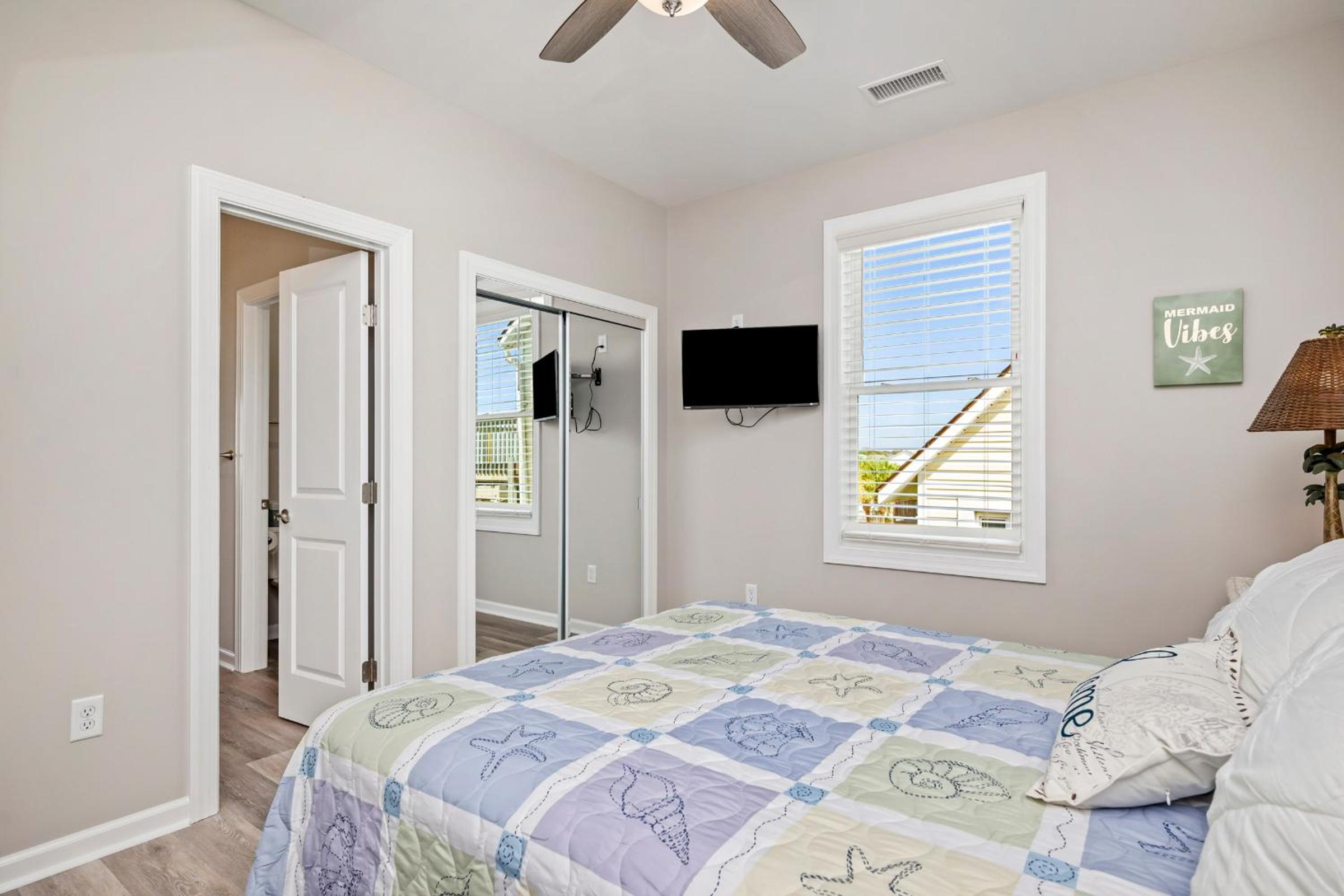 Watts Nest by Oak Island Accommodations