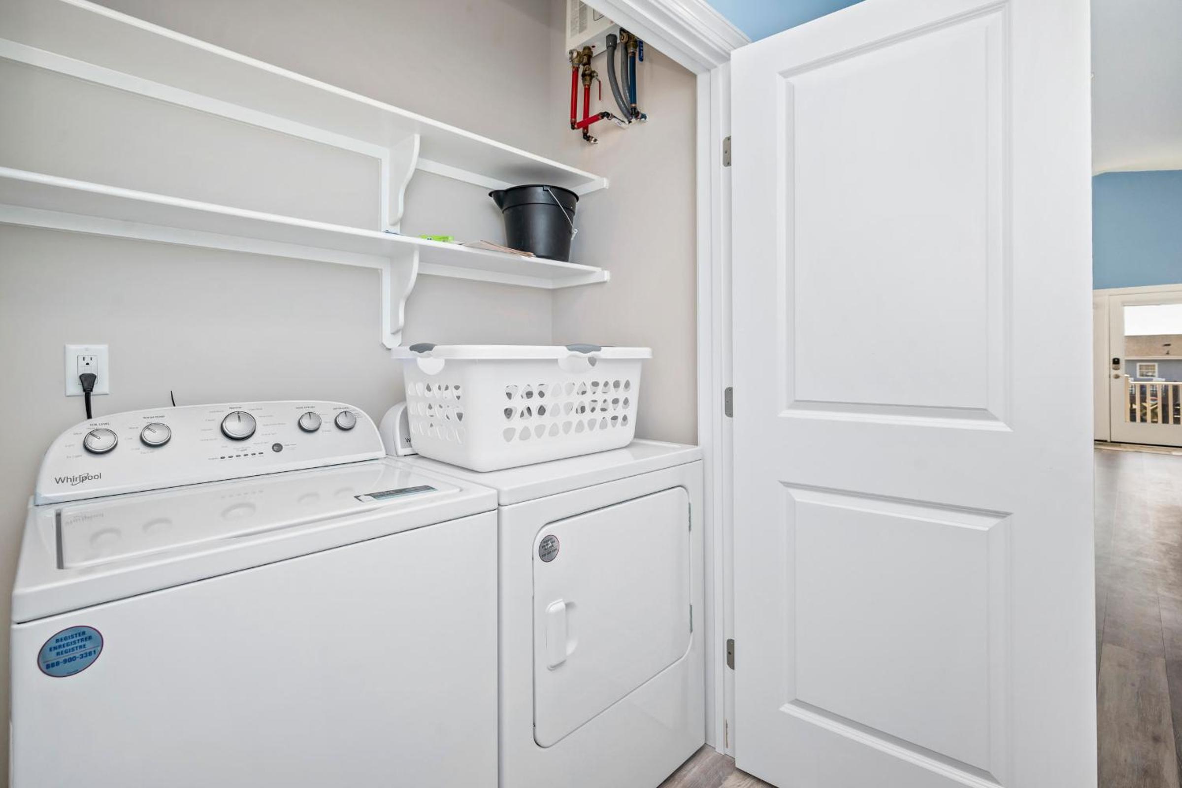 Watts Nest by Oak Island Accommodations