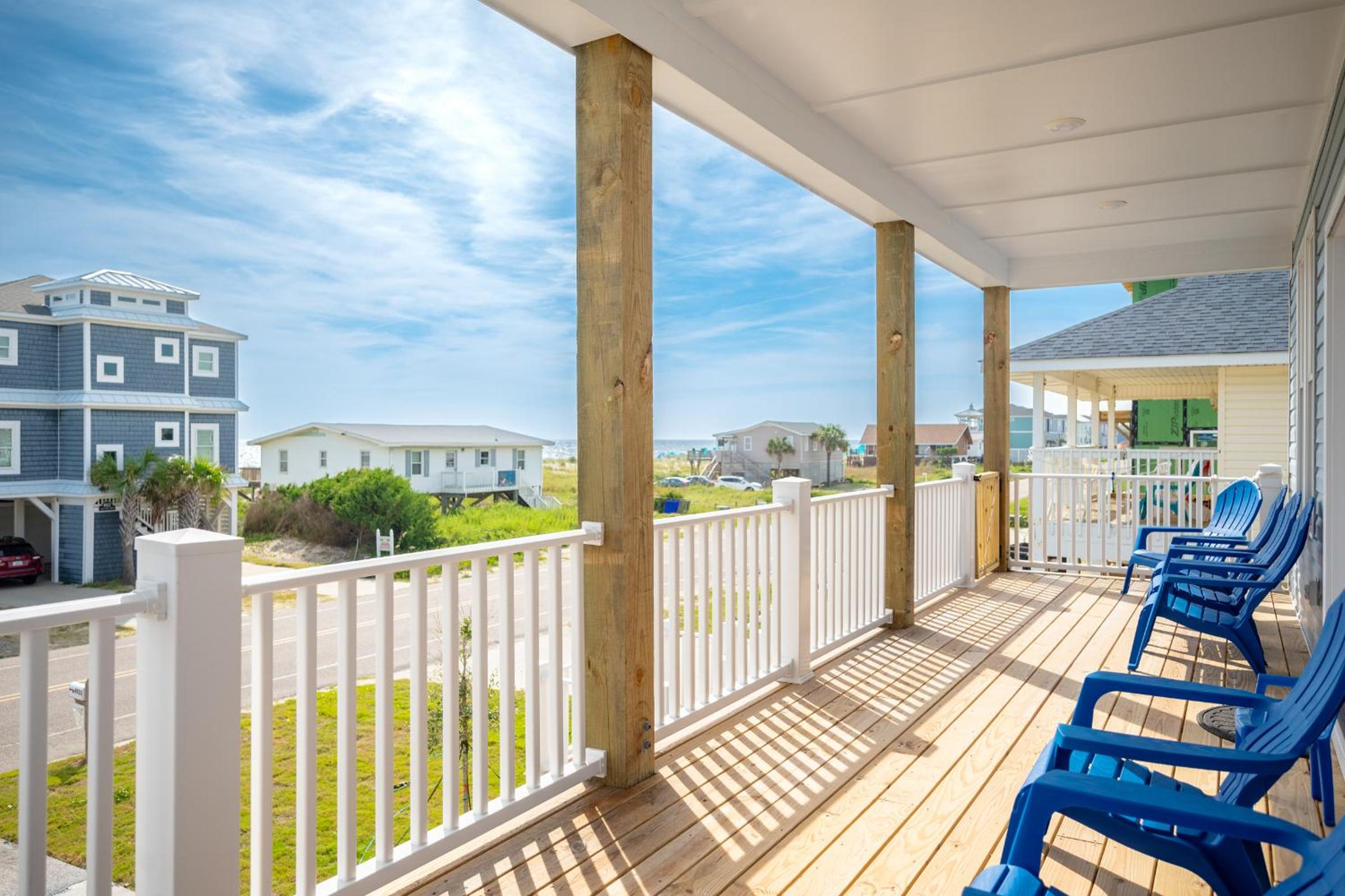 Watts Nest by Oak Island Accommodations