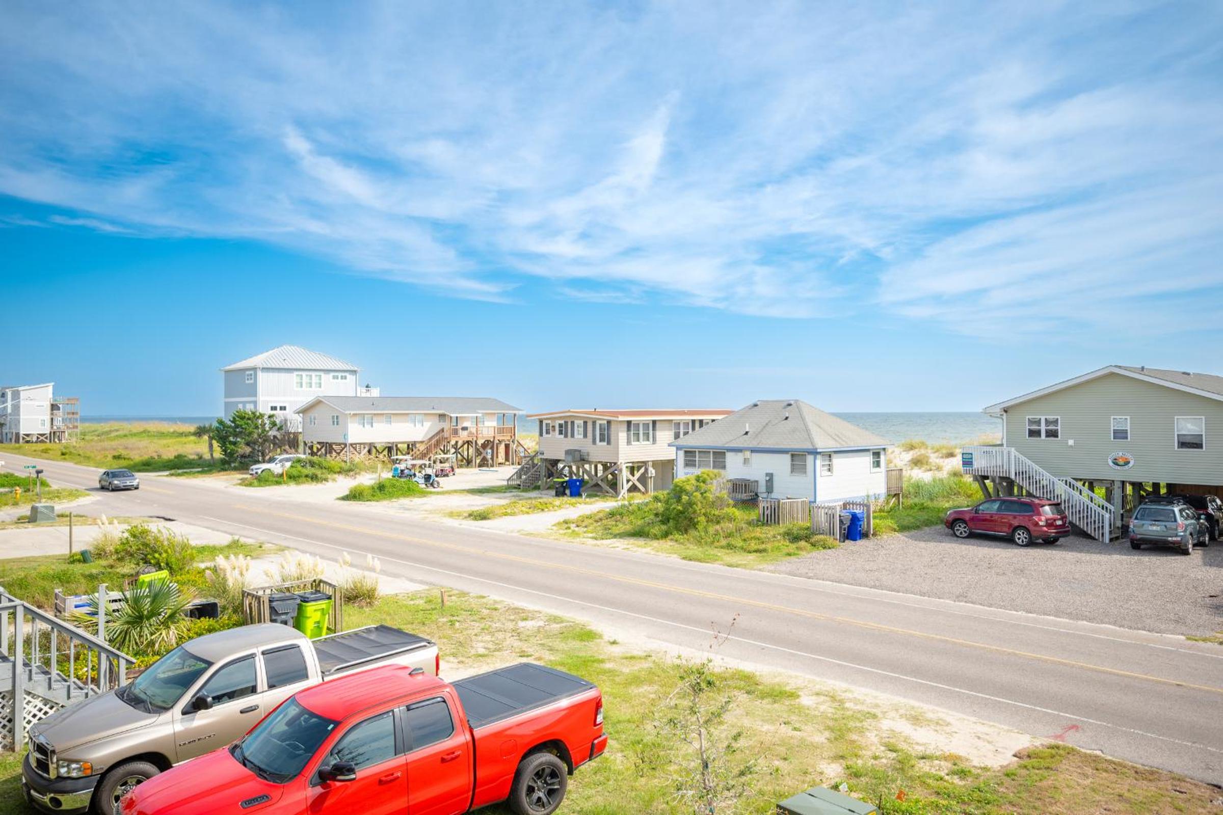 Watts Nest by Oak Island Accommodations