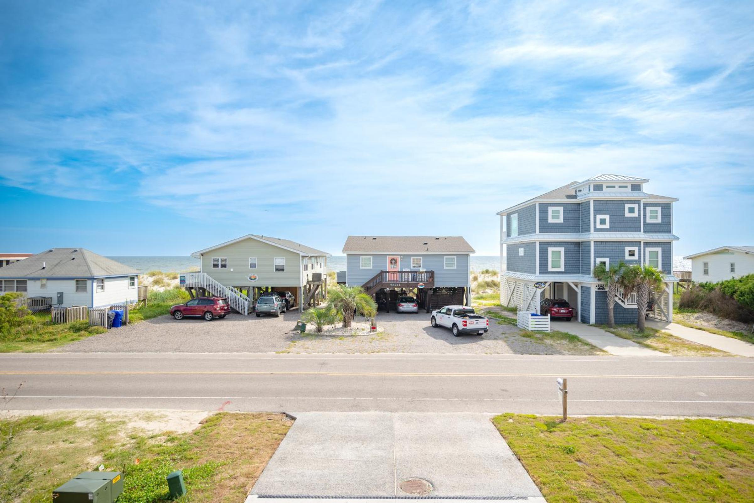 Watts Nest by Oak Island Accommodations