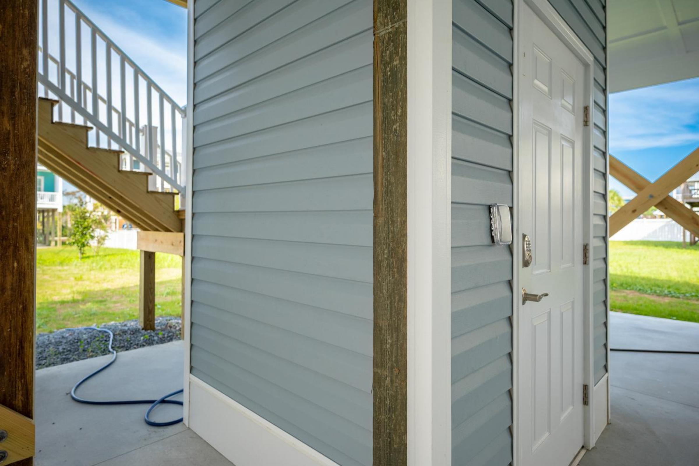 Watts Nest by Oak Island Accommodations