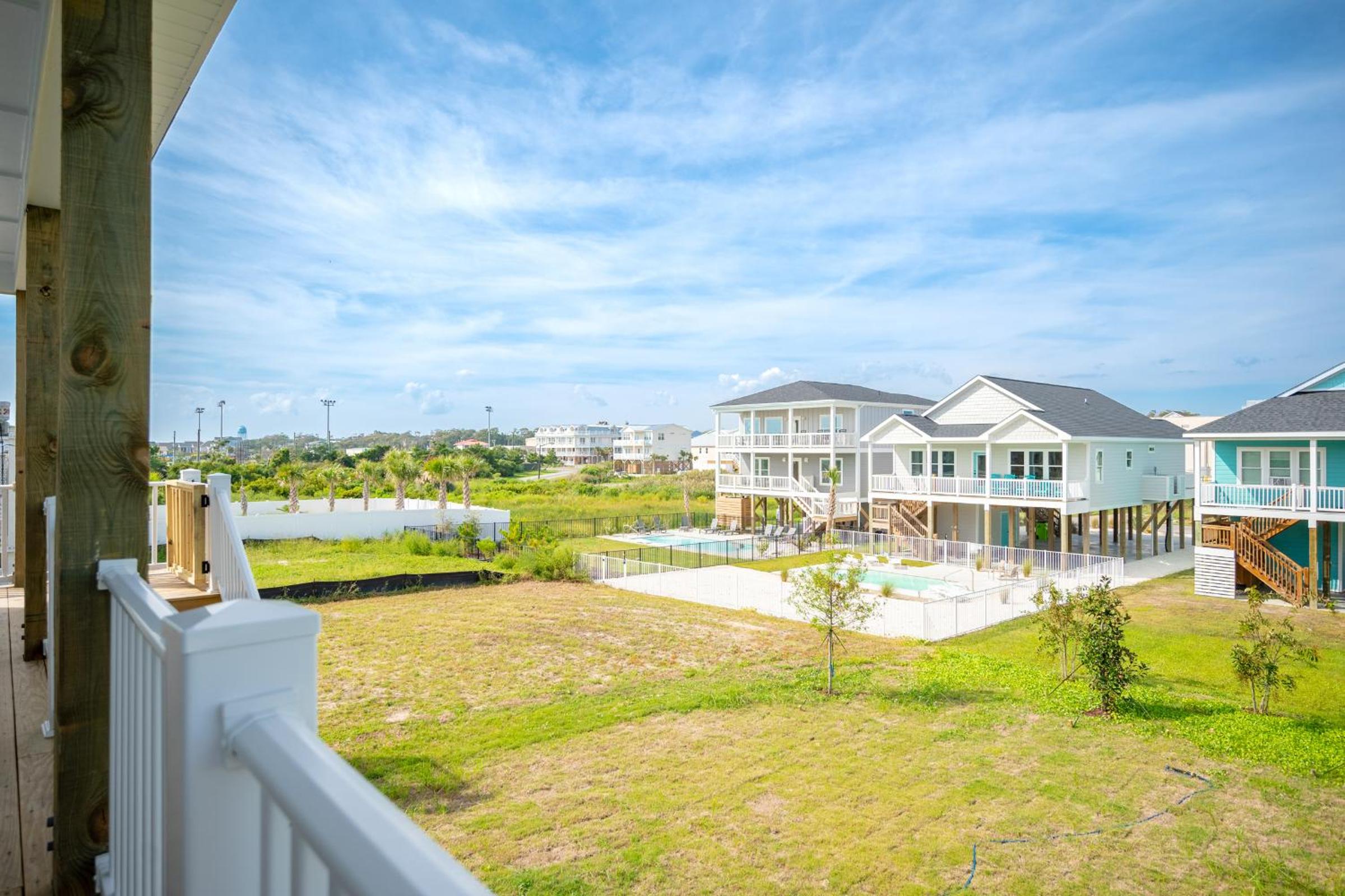 Watts Nest by Oak Island Accommodations