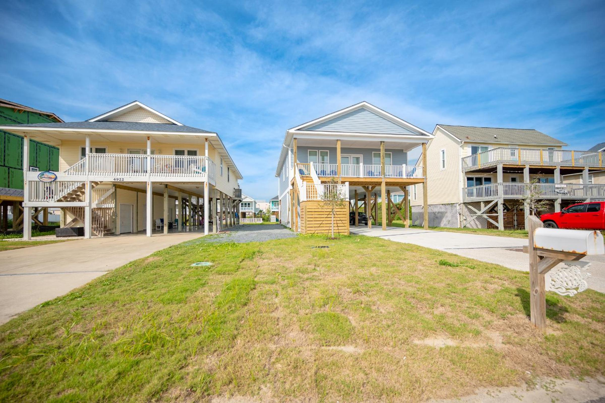 Watts Nest by Oak Island Accommodations