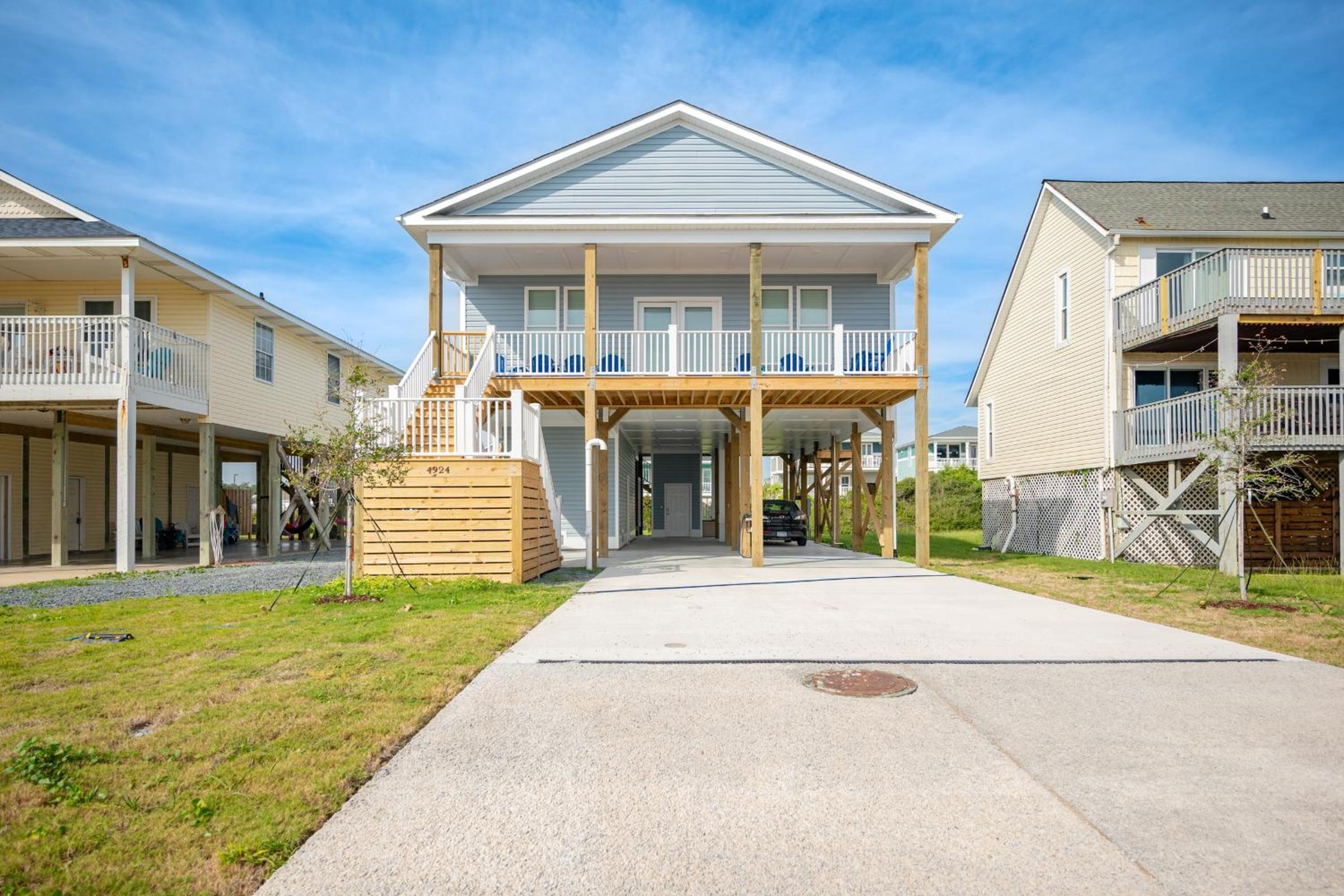 Watts Nest by Oak Island Accommodations