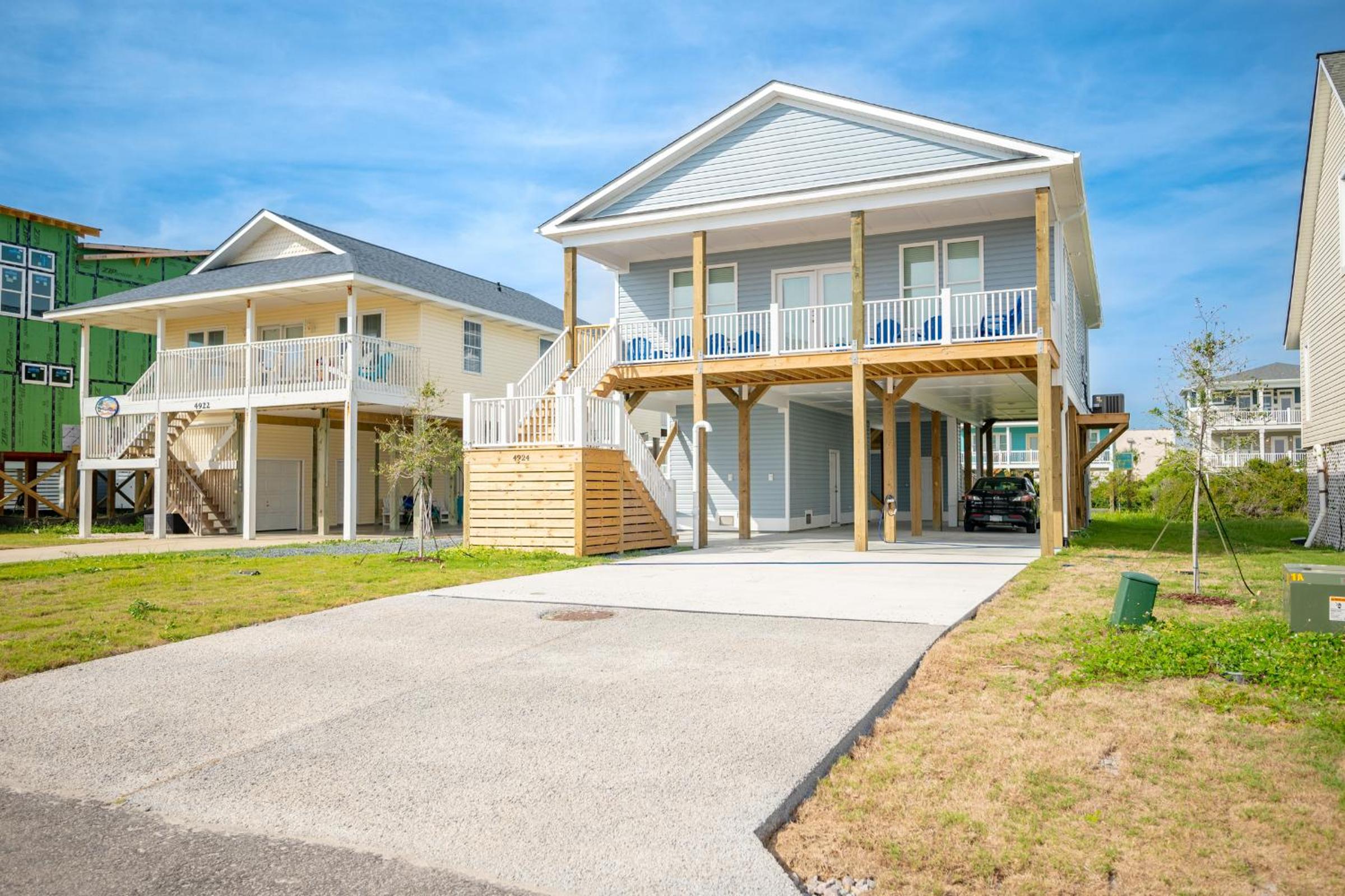 Watts Nest by Oak Island Accommodations