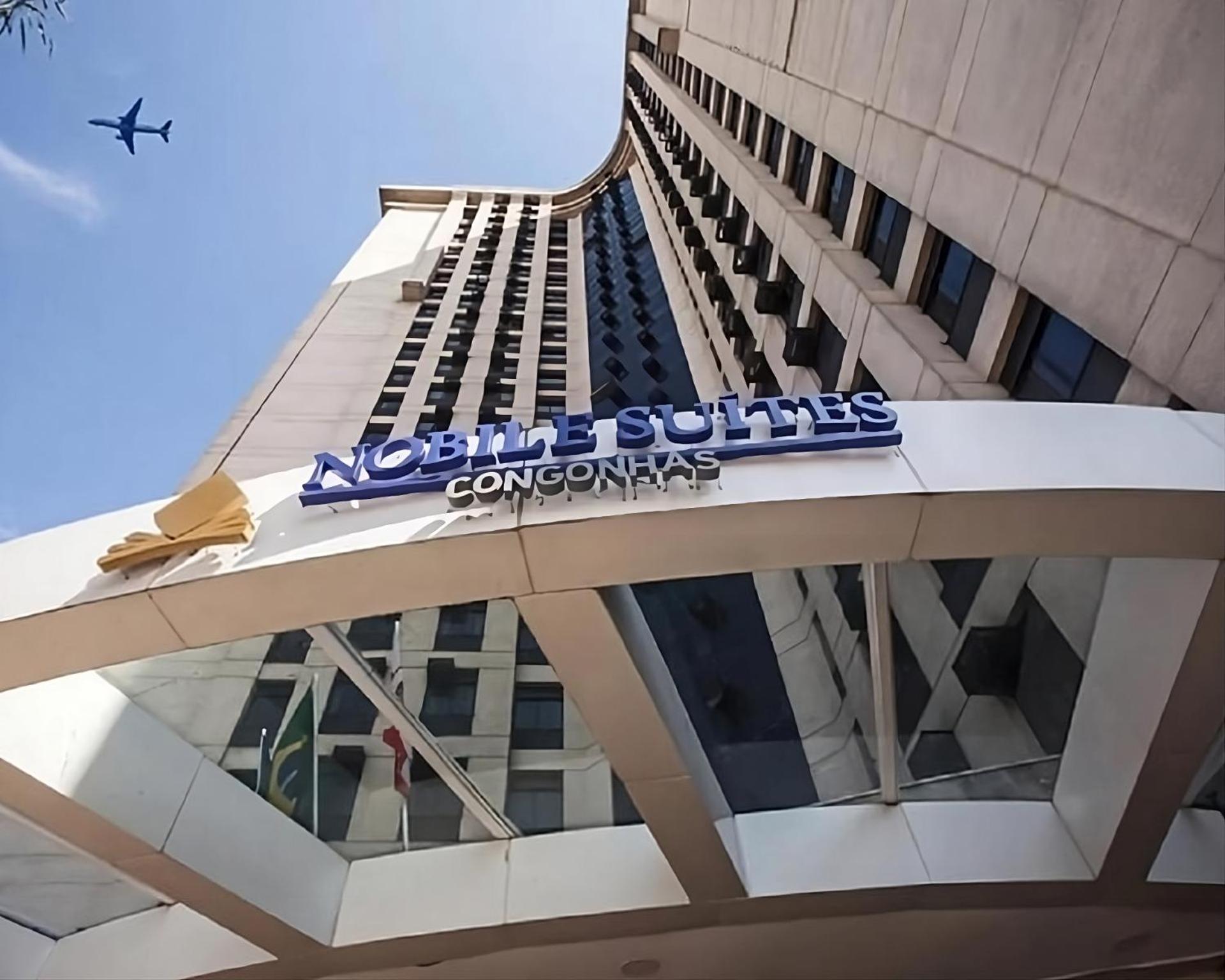Hotel E suites em frente ao Aeroporto Congonhas com Piscina 914