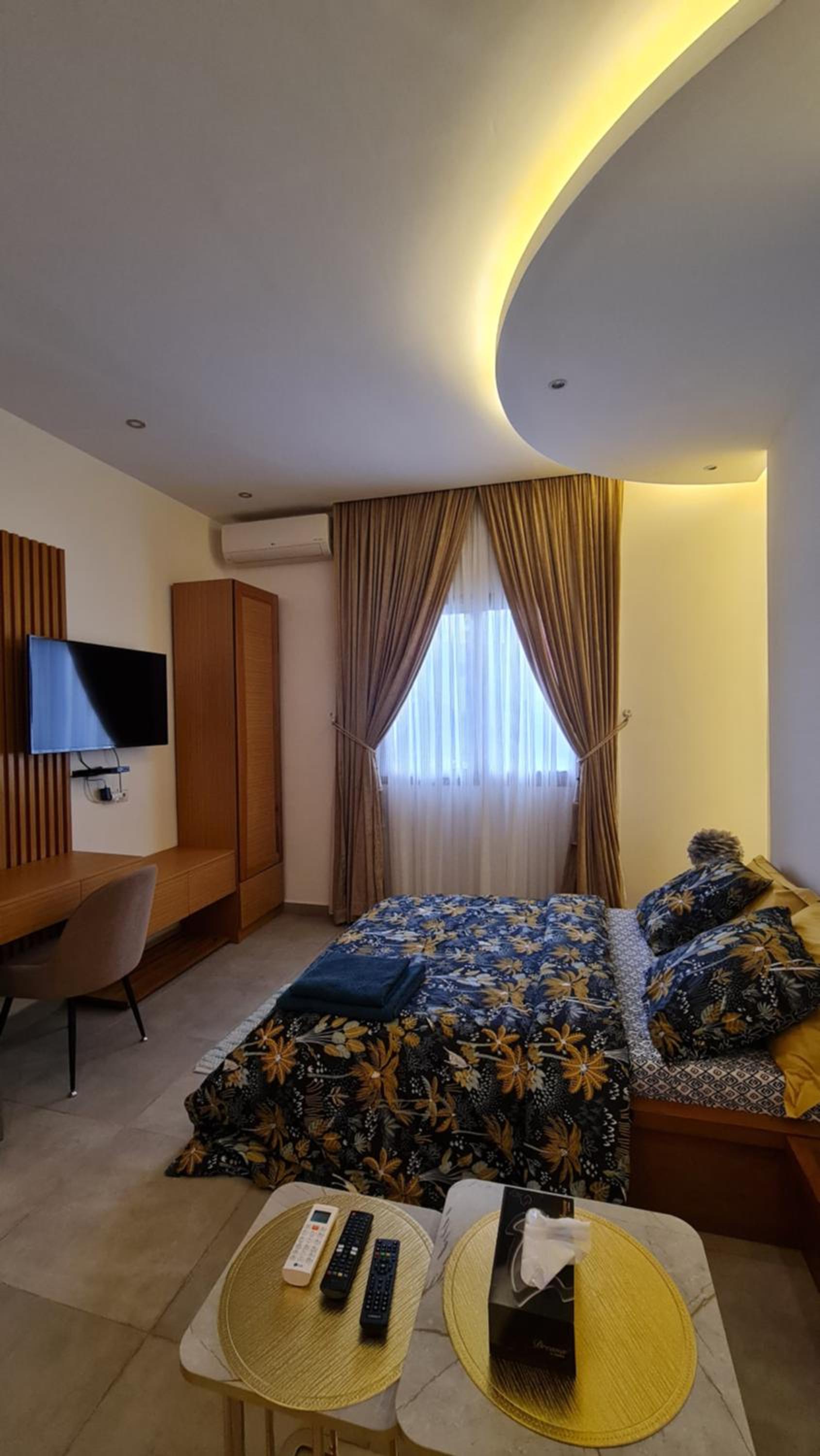 hotel room