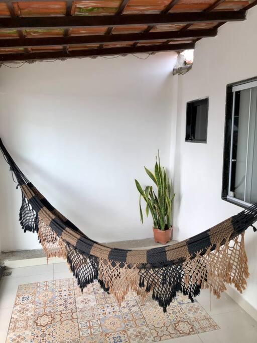 Casa com piscina e churrasqueira
