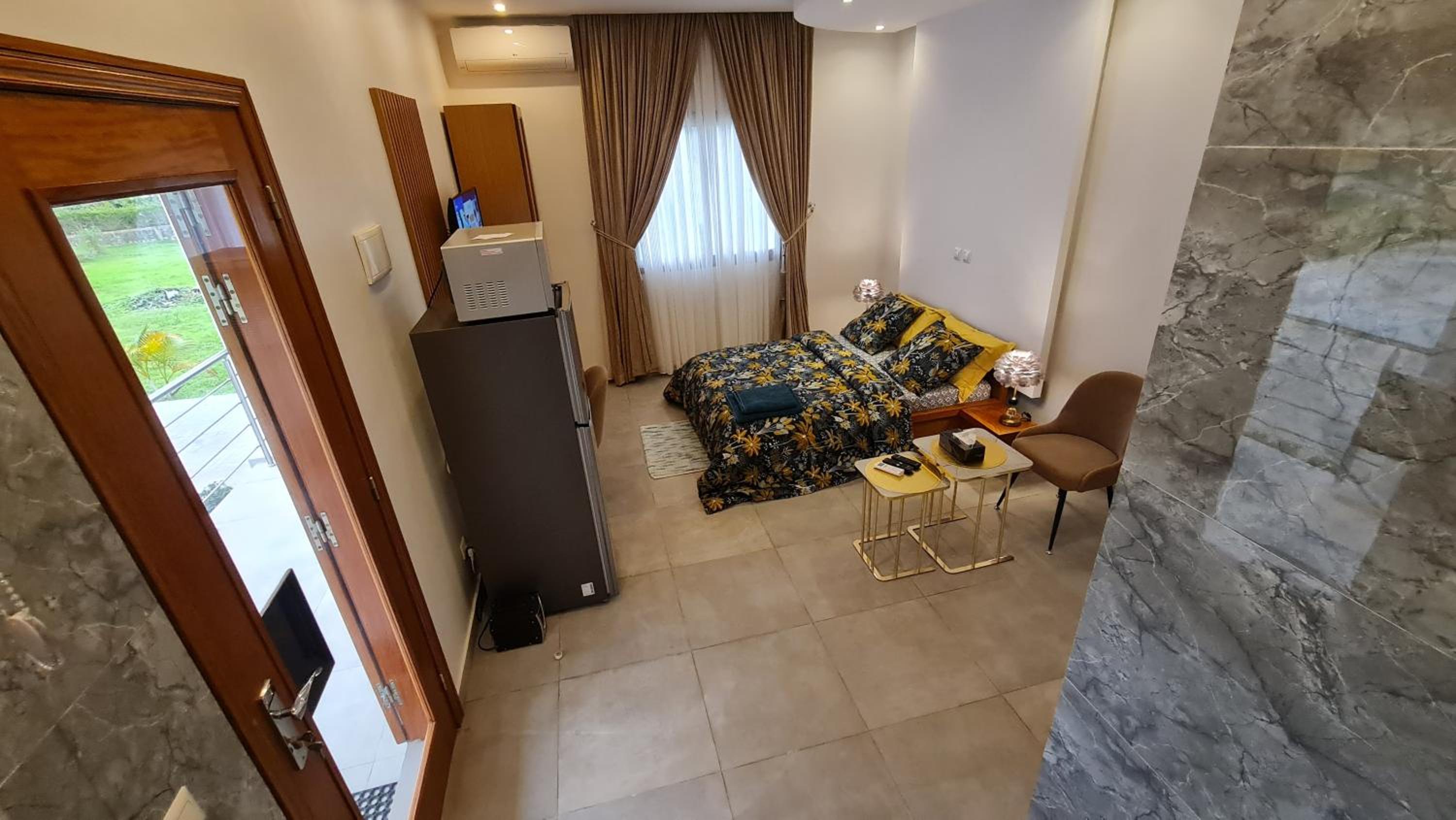 hotel room