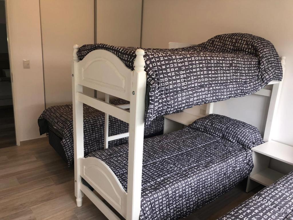 Casa a estrenar Pinamar Norte 12 personas