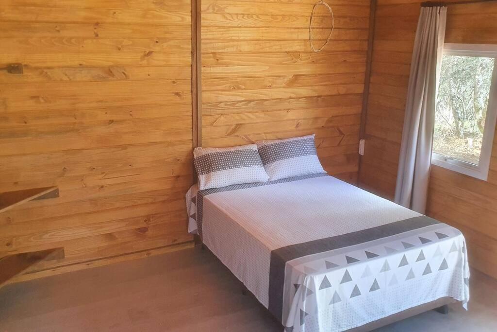 Cabana no alto do morro