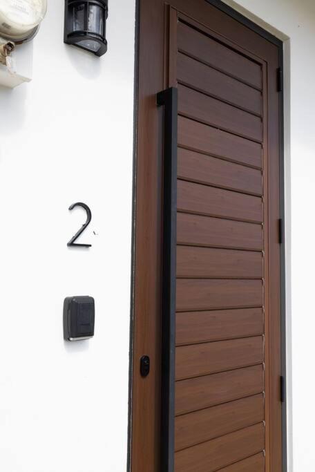 Lux Ramey Cir D 2 king bed w/Wi-Fi near airport. view 4