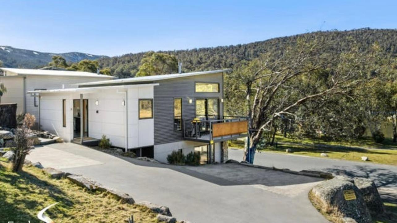 Lily Chalet