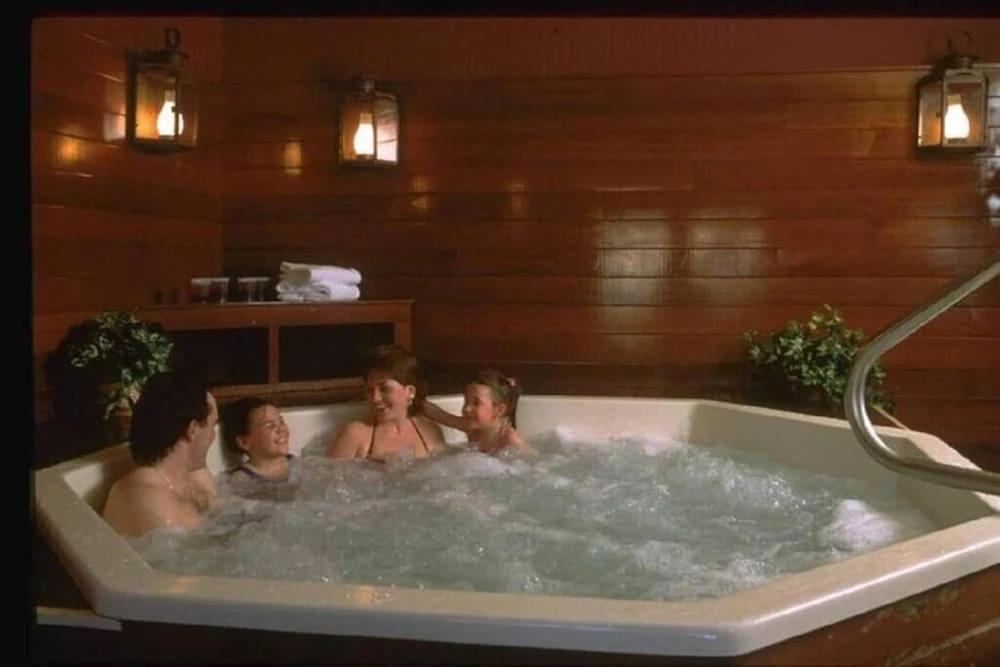 Gorgeous 1st FL Mtn View Jiminy Suite Sleeps 4 Ski On Off view 4