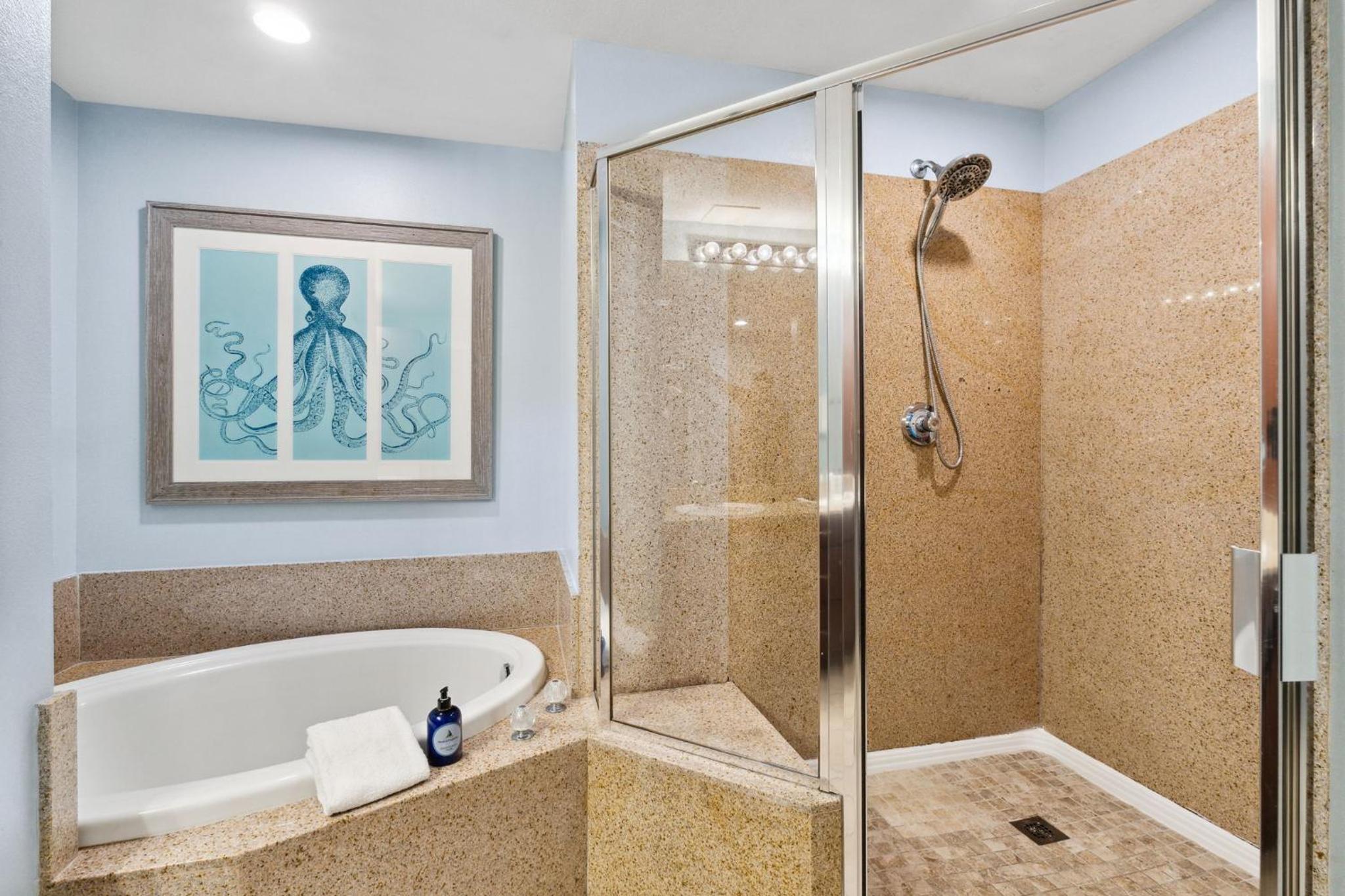 Laketown Wharf #1807 by Nautical Properties view 3