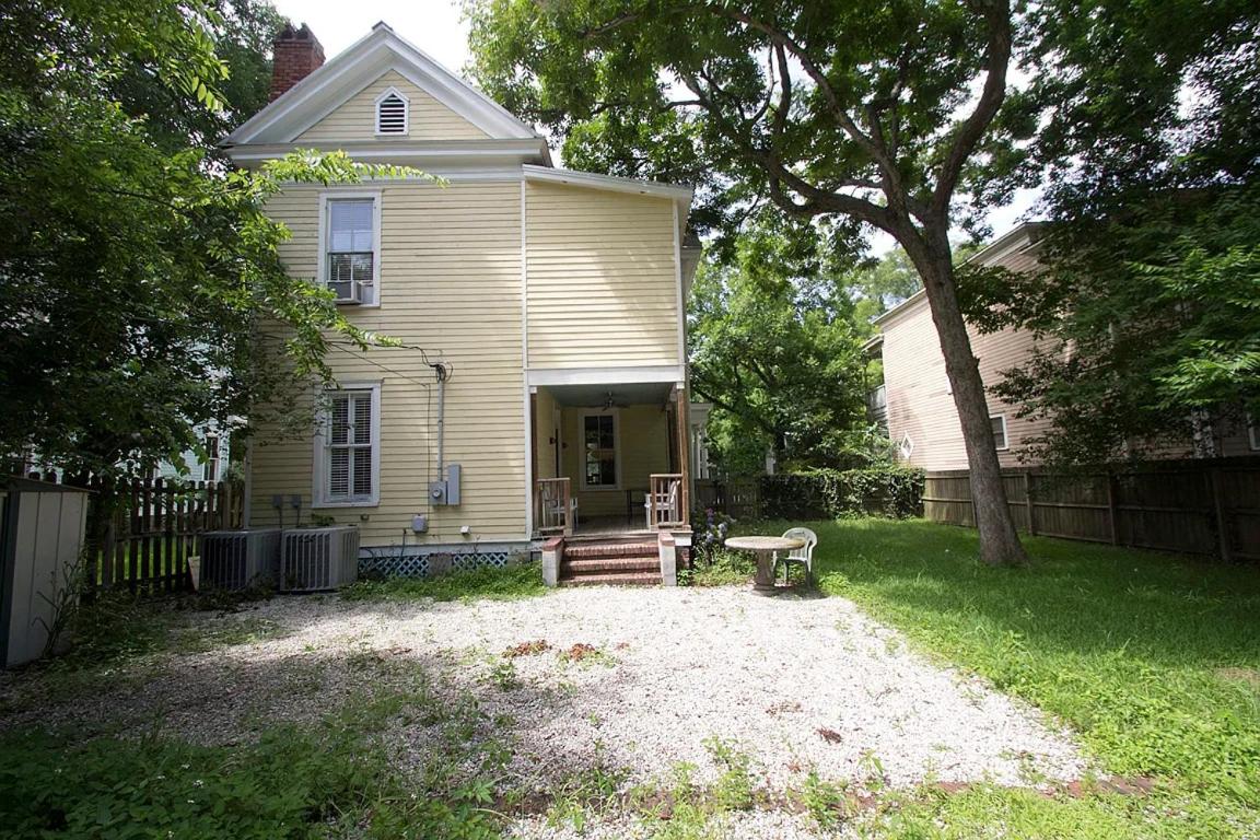 Victorian Getaway Close To Forsyth Park! view 2