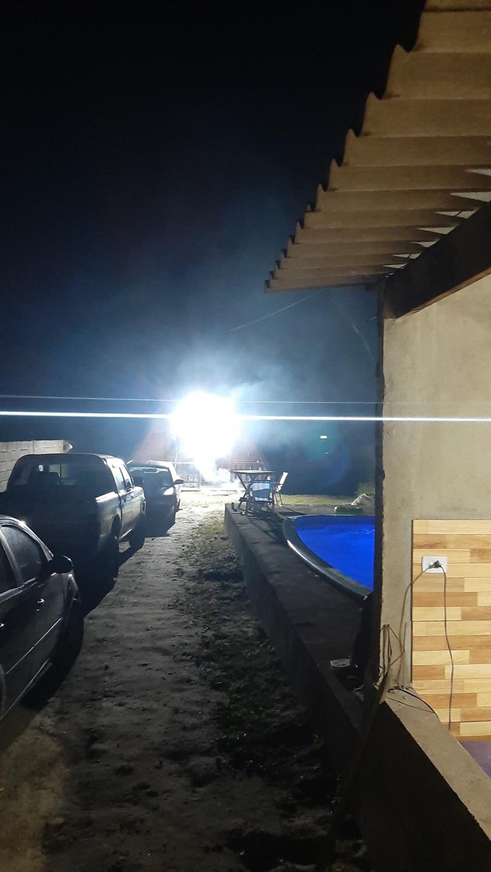 CHALÉ PÉ NA ESTRADA