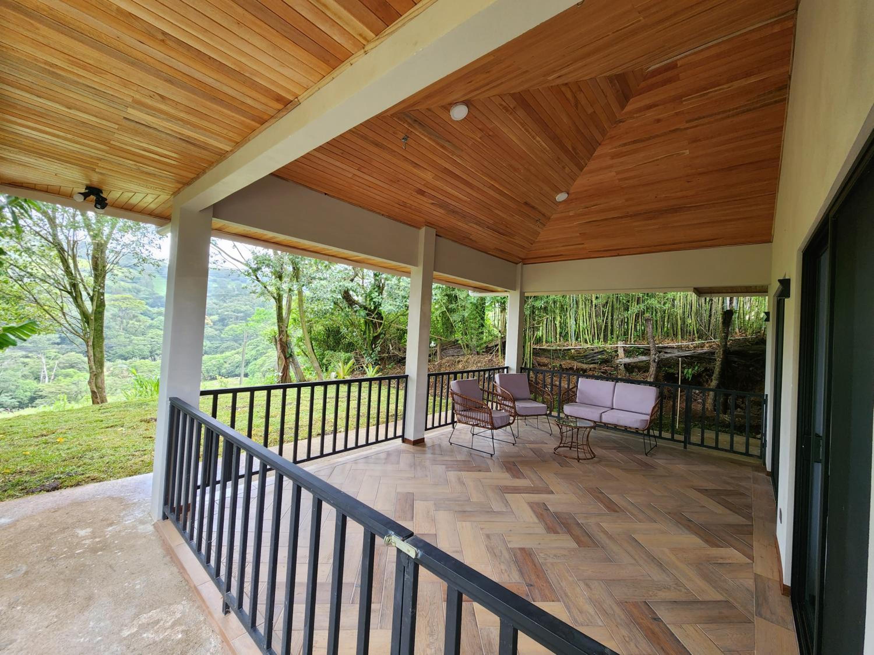 Itzá Casa Monteverde