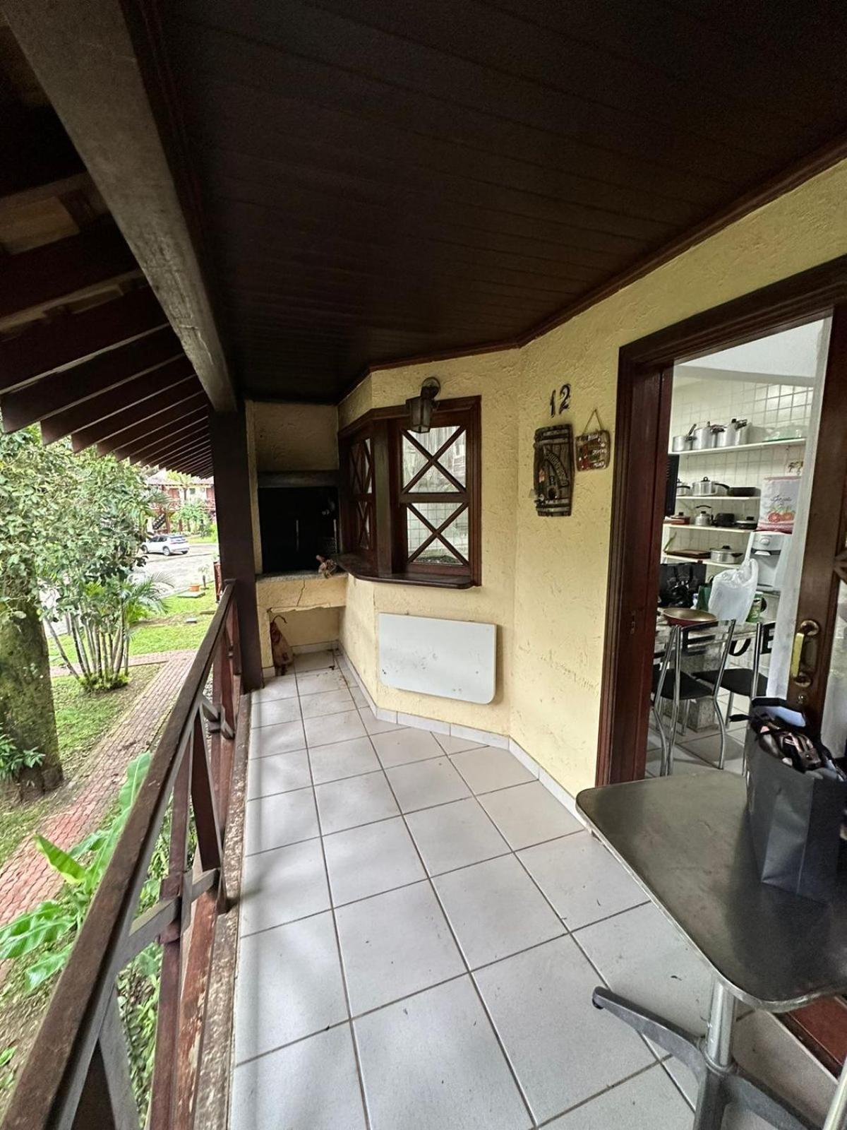 Flat f12 canto do mar