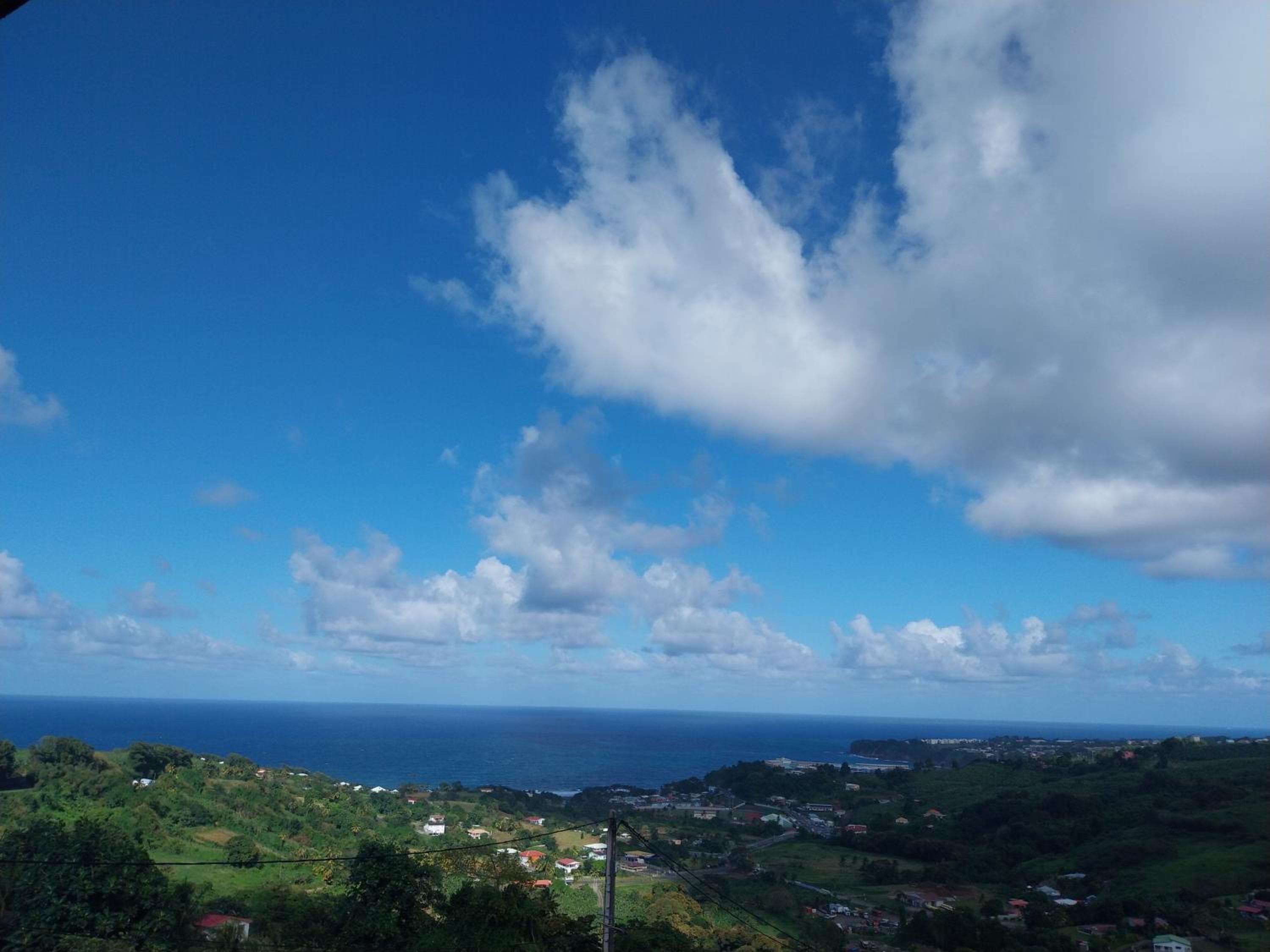 BIENVENUE AU SOLEIL LEVANT assier entrée morne savon ,le lorrain