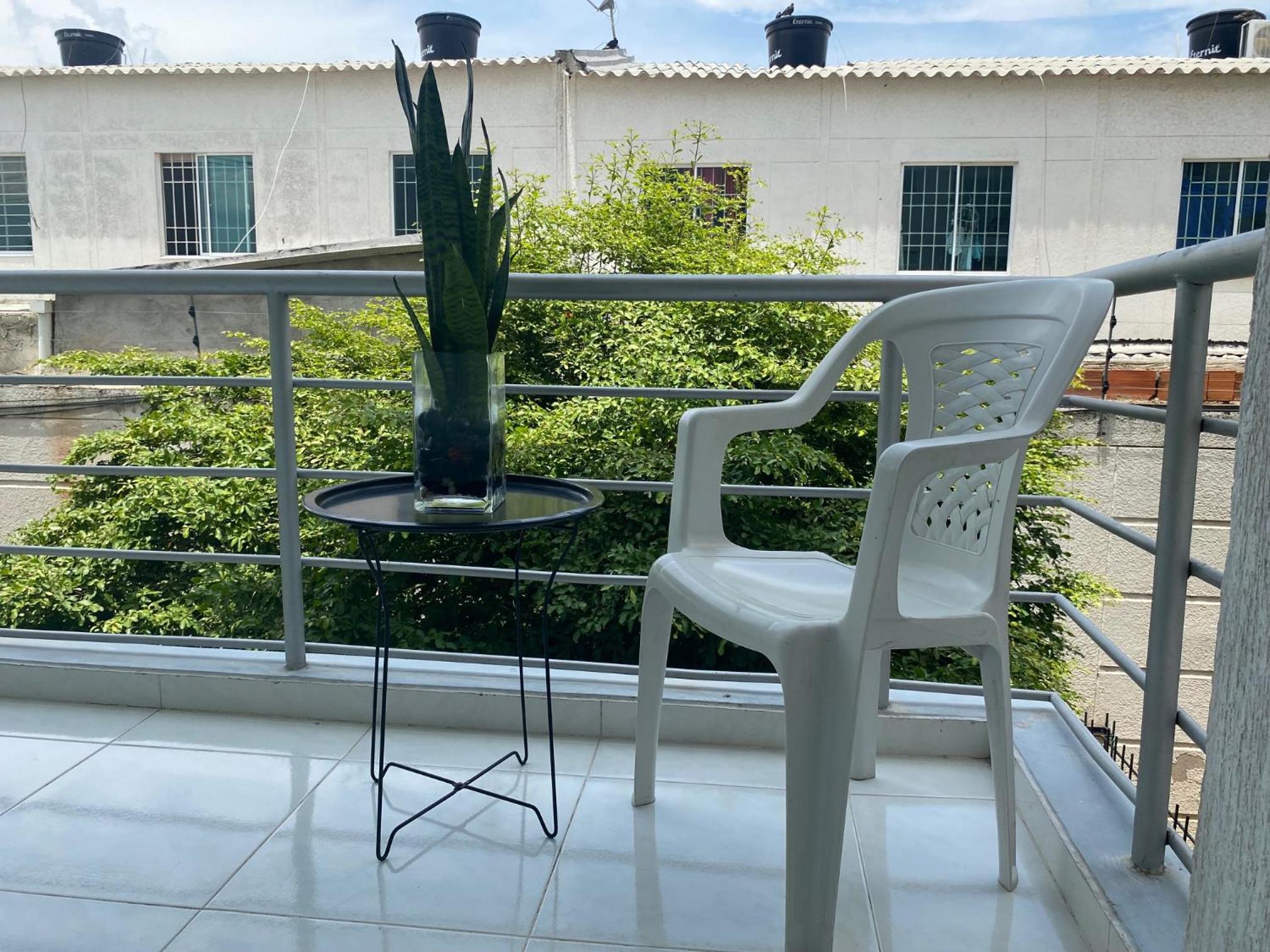 Apartamento Amoblado 3 Habitaciones en Conjunto