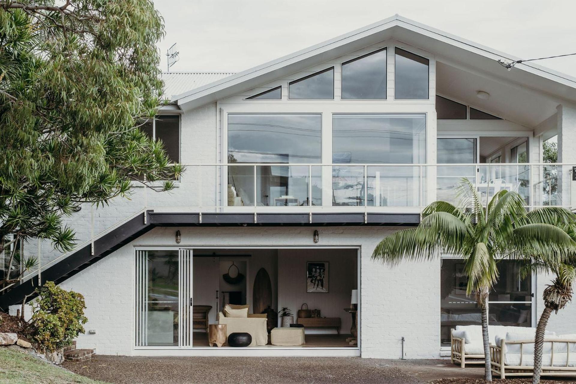 Baybreeze 18 Tomaree Road WiFi Air Conditioning Kitchenette