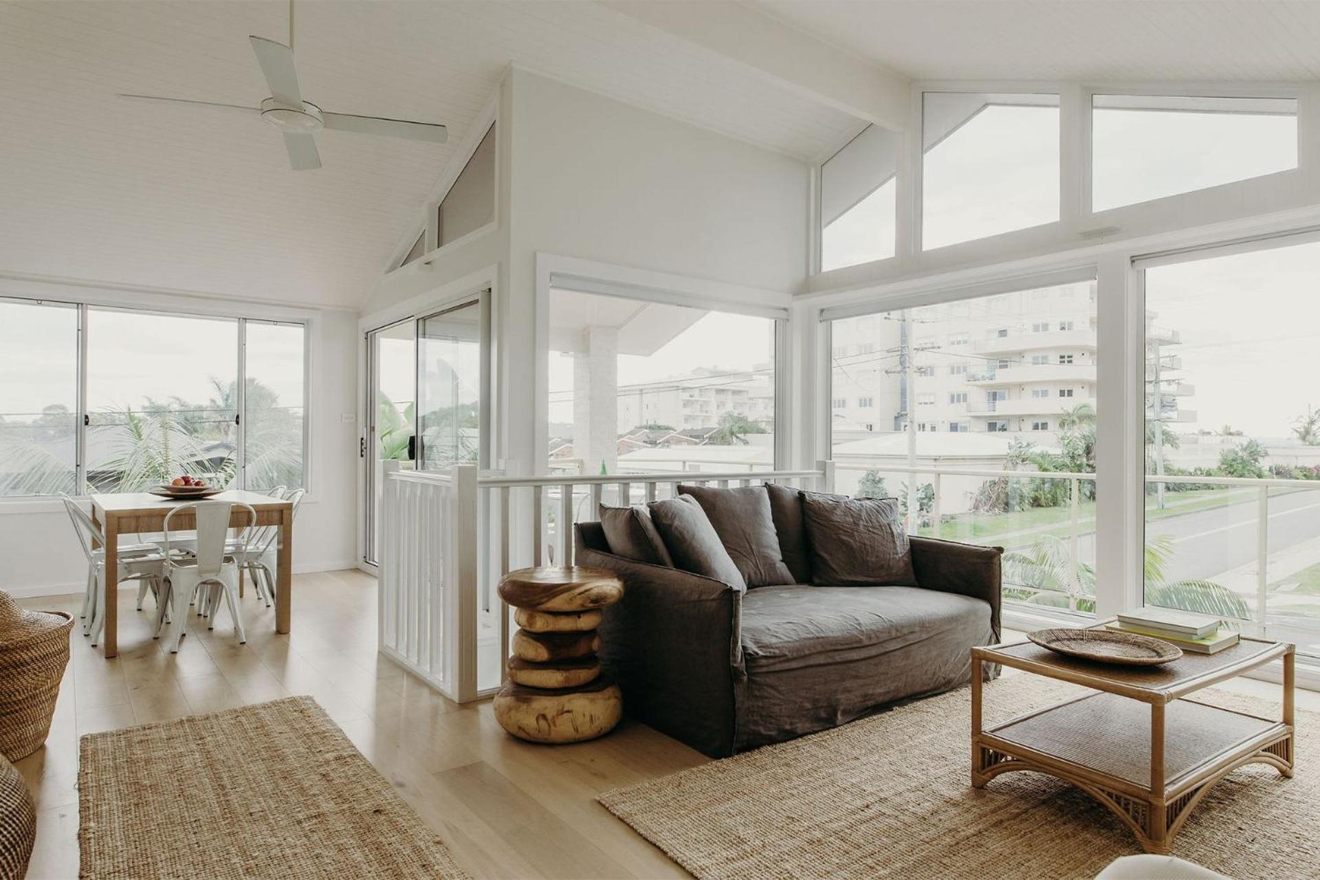 Baybreeze 18 Tomaree Road WiFi Air Conditioning Kitchenette