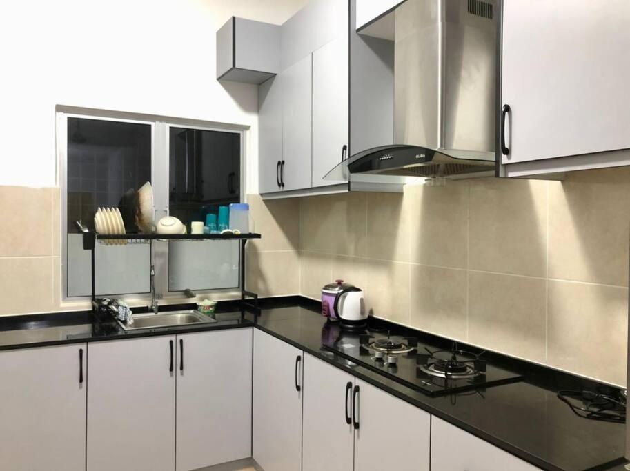 Salak Cemara Homestay Klia/Klia2