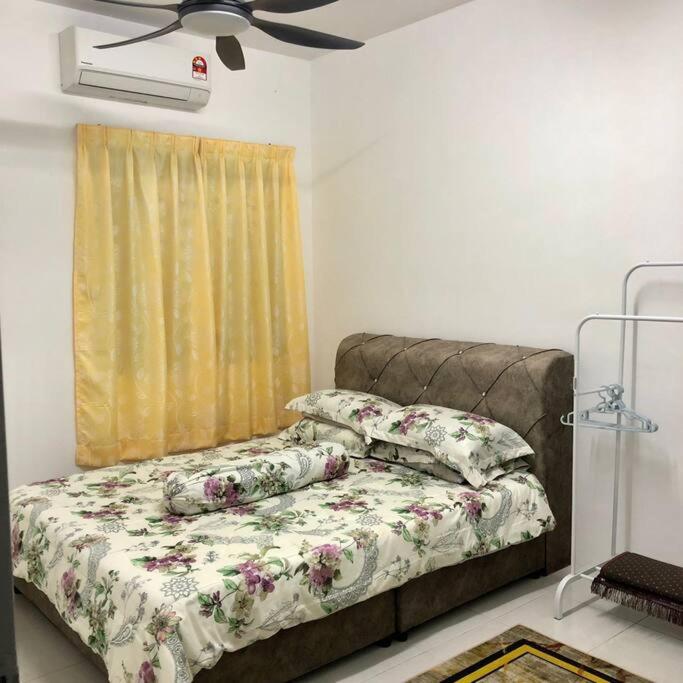 Salak Cemara Homestay Klia/Klia2