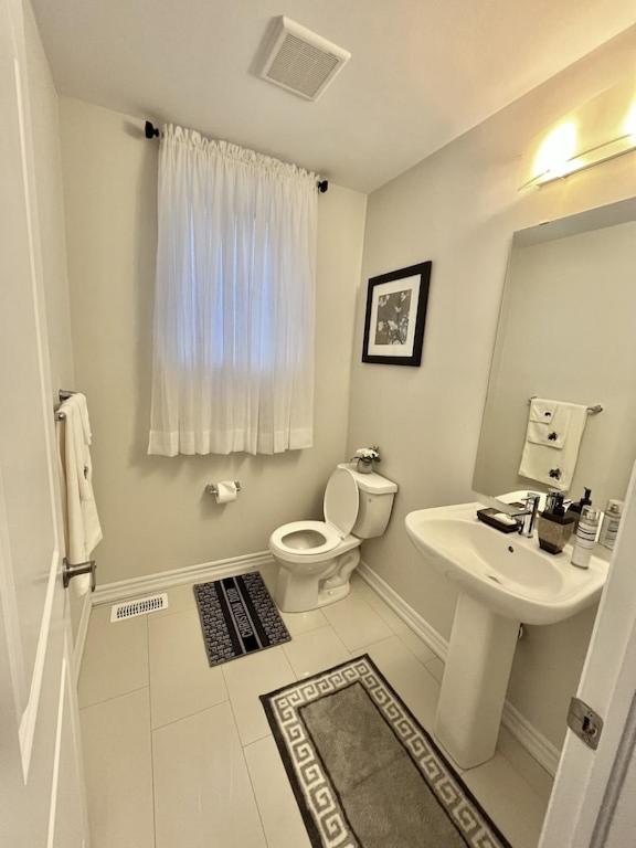 Spacious,comfy house,less than 15 mins to Niagara Falls