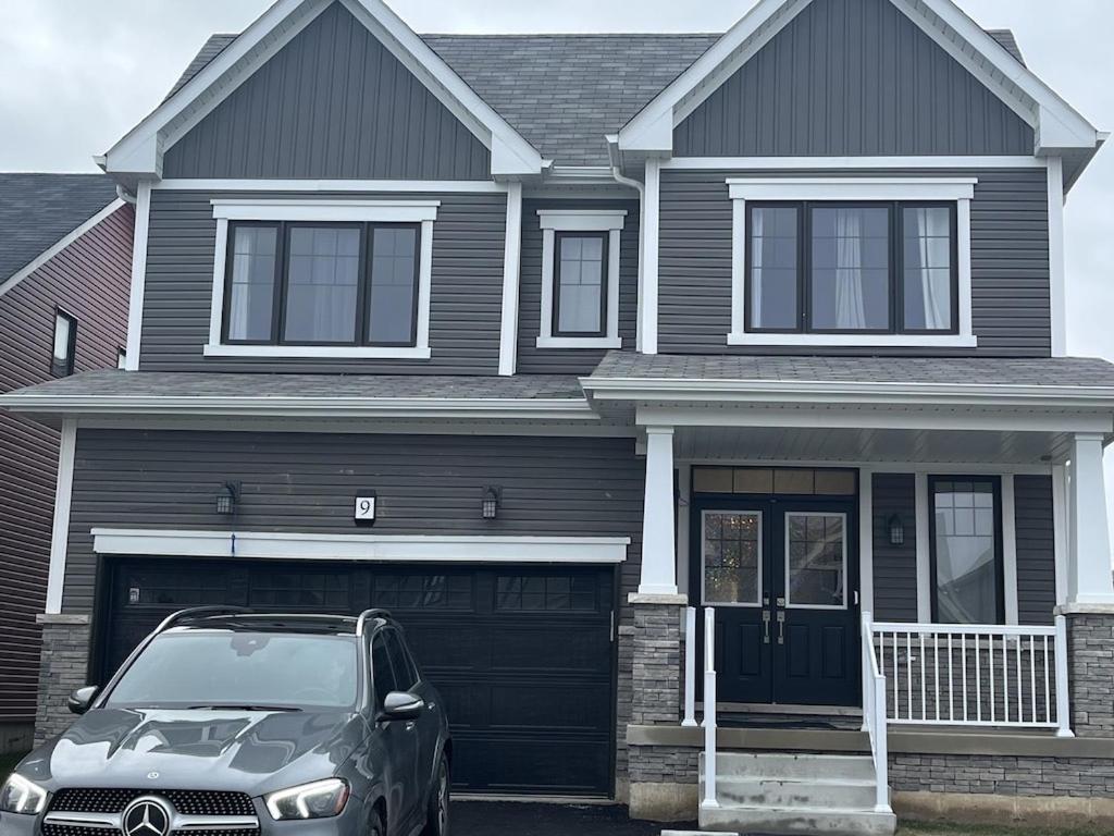 Spacious,comfy house,less than 15 mins to Niagara Falls