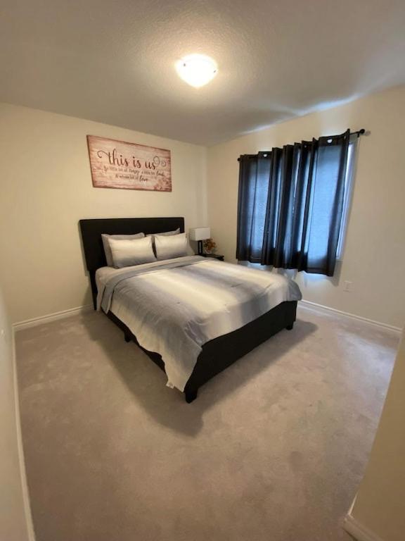 Spacious,comfy house,less than 15 mins to Niagara Falls