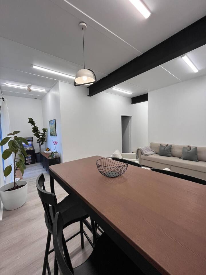 WEST HUB. Private Infrared Sauna near city & much more! New purpose built loft style!