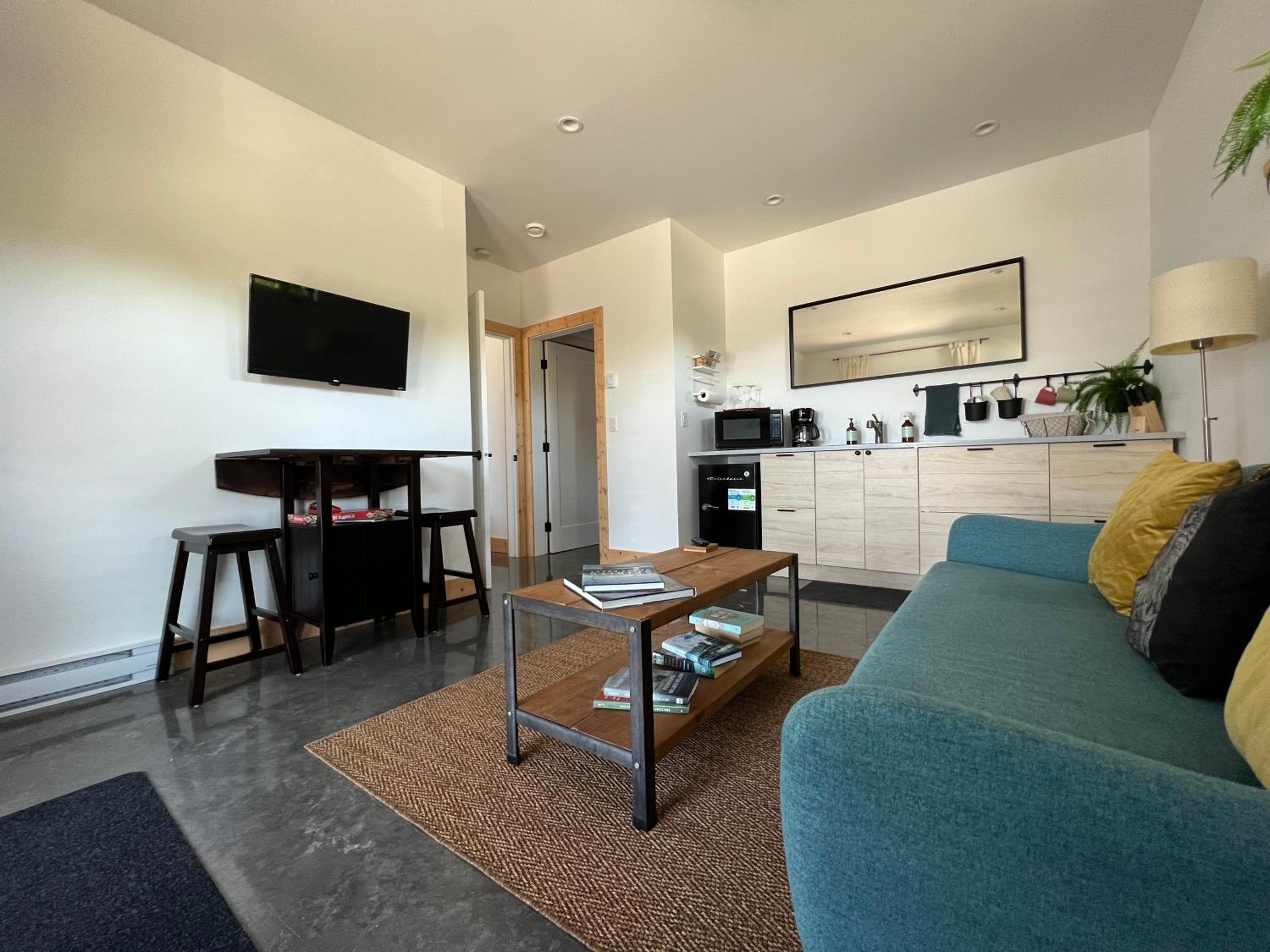 Slack tide suite