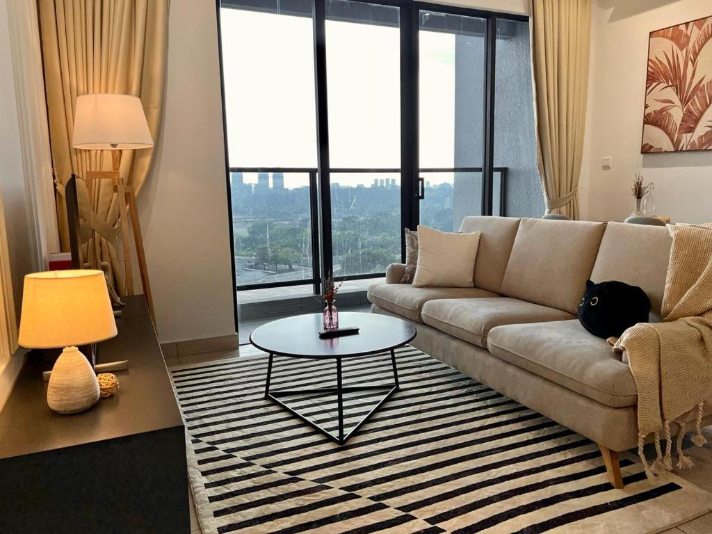 KLCity & KLCC View Modern Style 2R2B - 6 pax