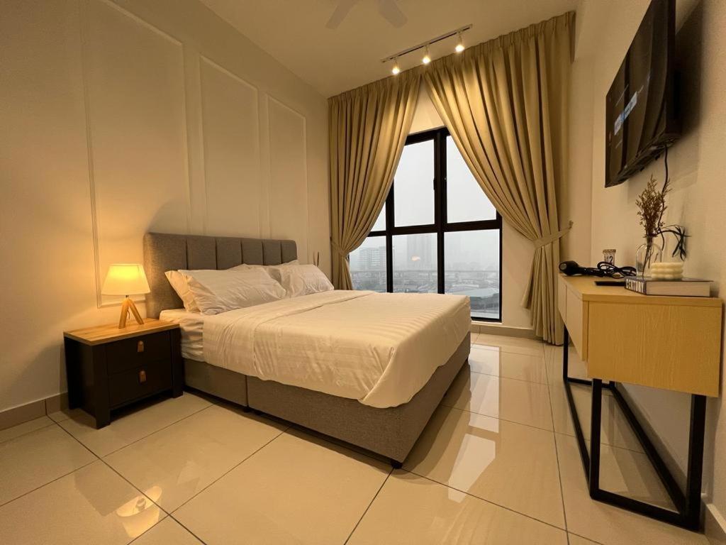 KLCity & KLCC View Modern Style 2R2B - 6 pax