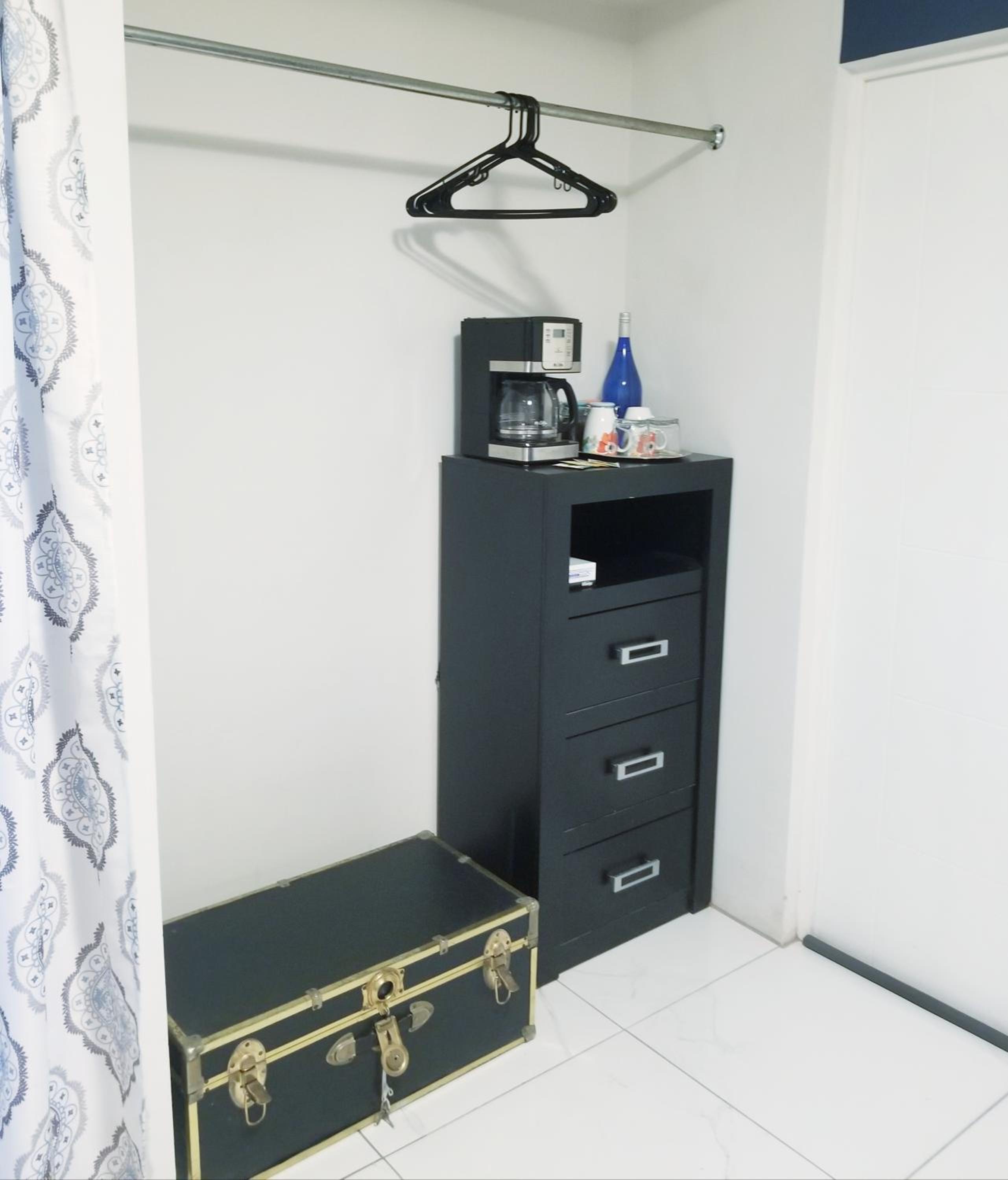 Moderna habitación/baño privada