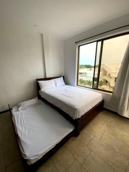 Hermoso departamento con piscina en la playa